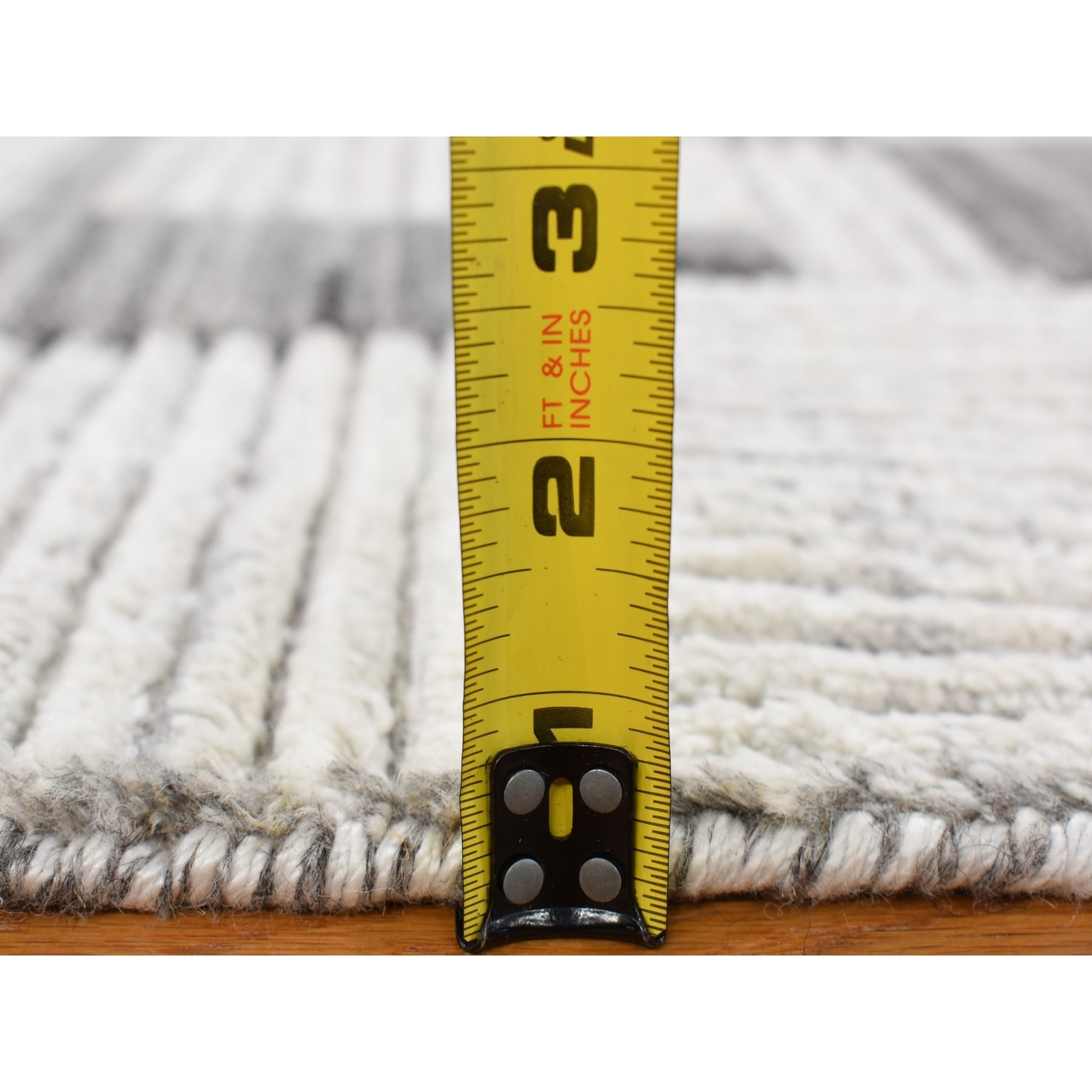 2'x3' Light Gray, Modern Geometric Art Deco Style, Textured Hi and Lo Pure Wool Hand Loomed, Mat Oriental Rug Sh80333