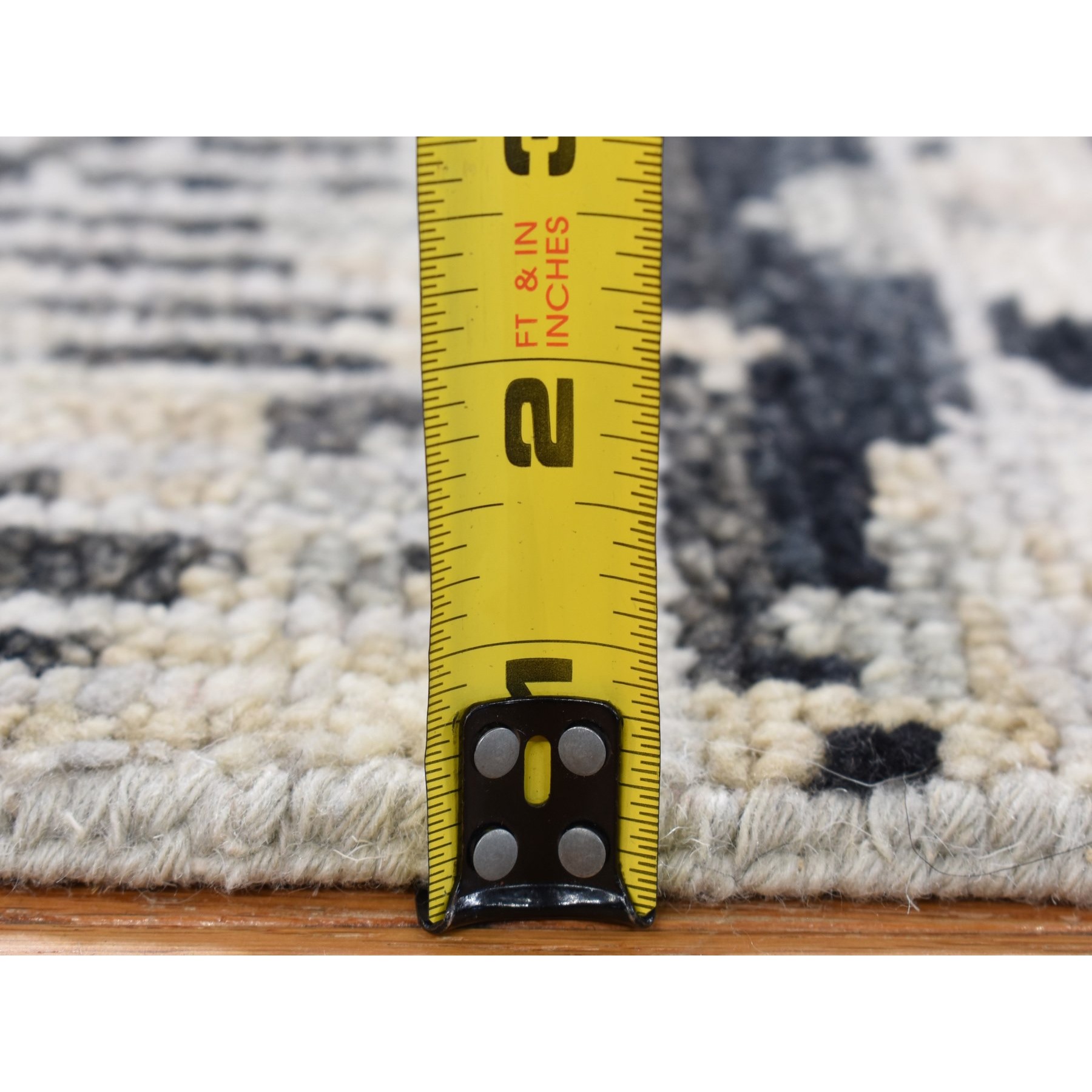 3'1"x3'1" Light Gray with Black, Organic Wool Hand Knotted, Modern Design Fragment Sample, Square Oriental Rug Sh80335