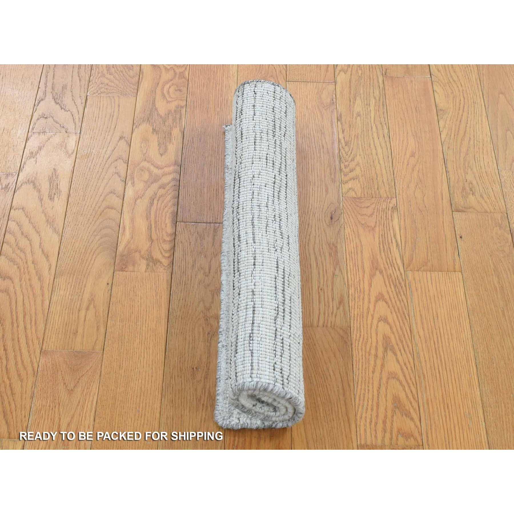 2'x2' Ivory, Modern Design, Hand Loomed, 100% Wool, Fragment Sample, Mat Oriental Rug Sh80359