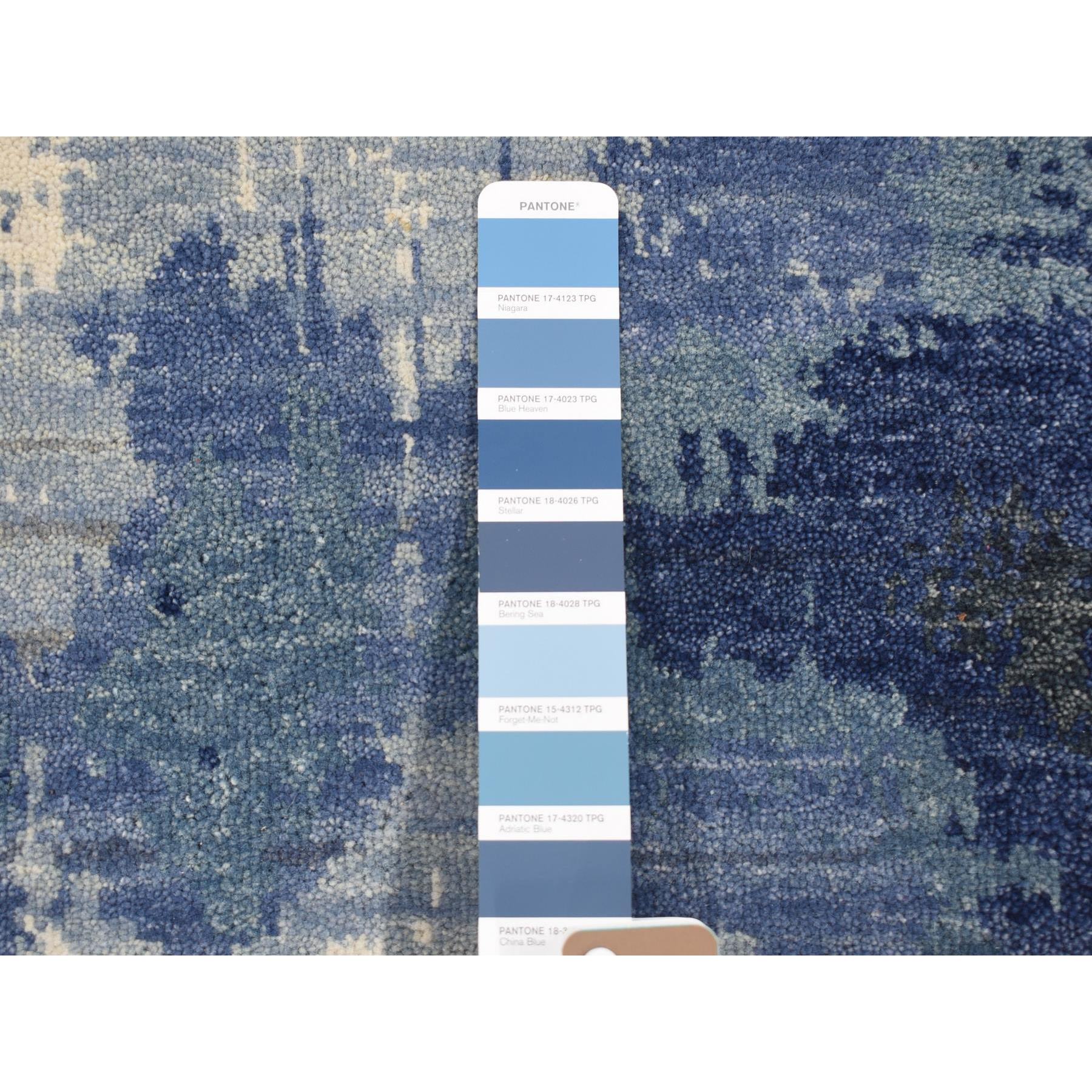 2'x3' Ivory-Denim Blue, 100% Wool, Hand Knotted, Modern Abstract Design, Mat Oriental Rug Sh80367