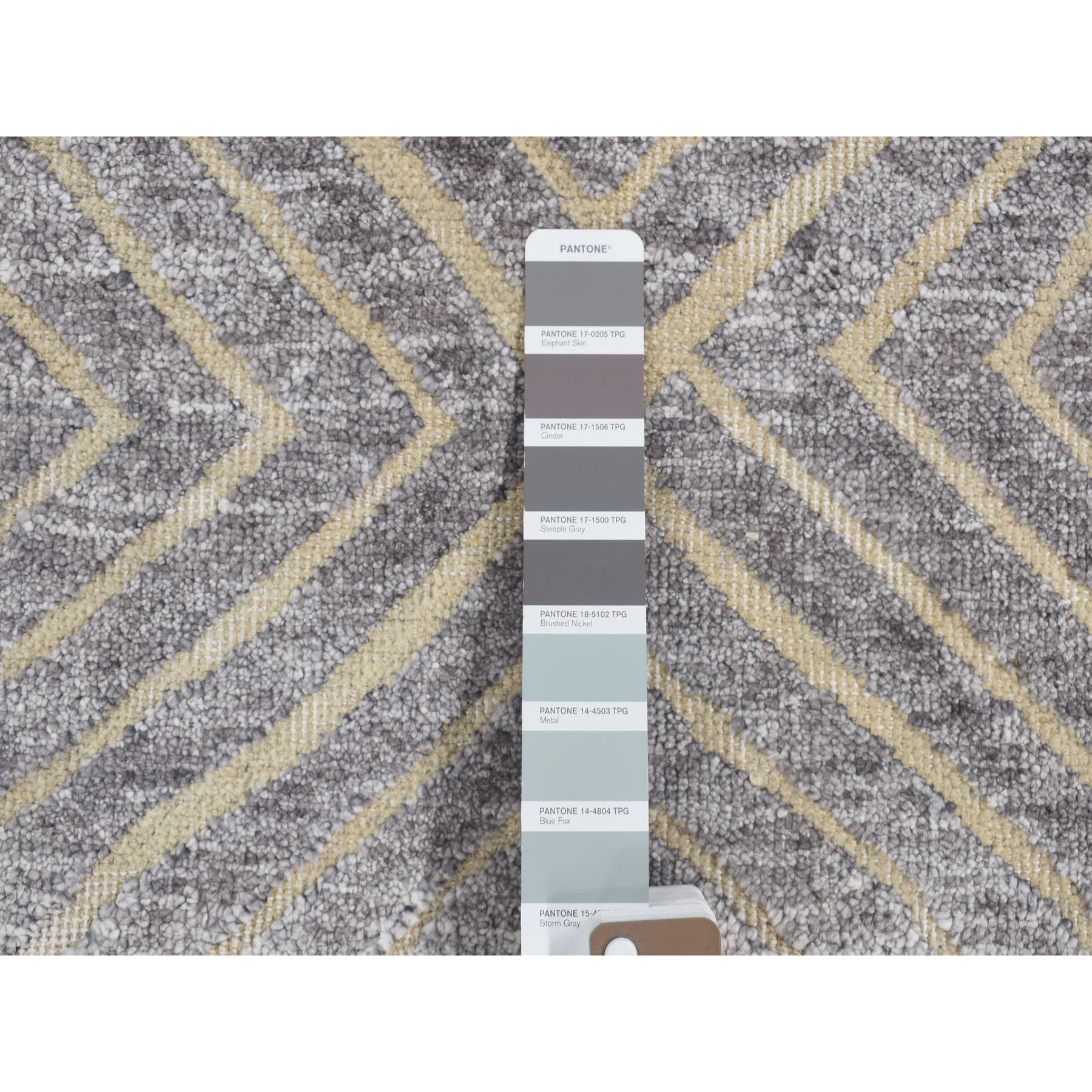 2'x3' Gray, Modern, Geometric Design, Plant Based Silk with Textured Wool, Hand Knotted, Hi and Lo, Mat Oriental Rug Sh80374