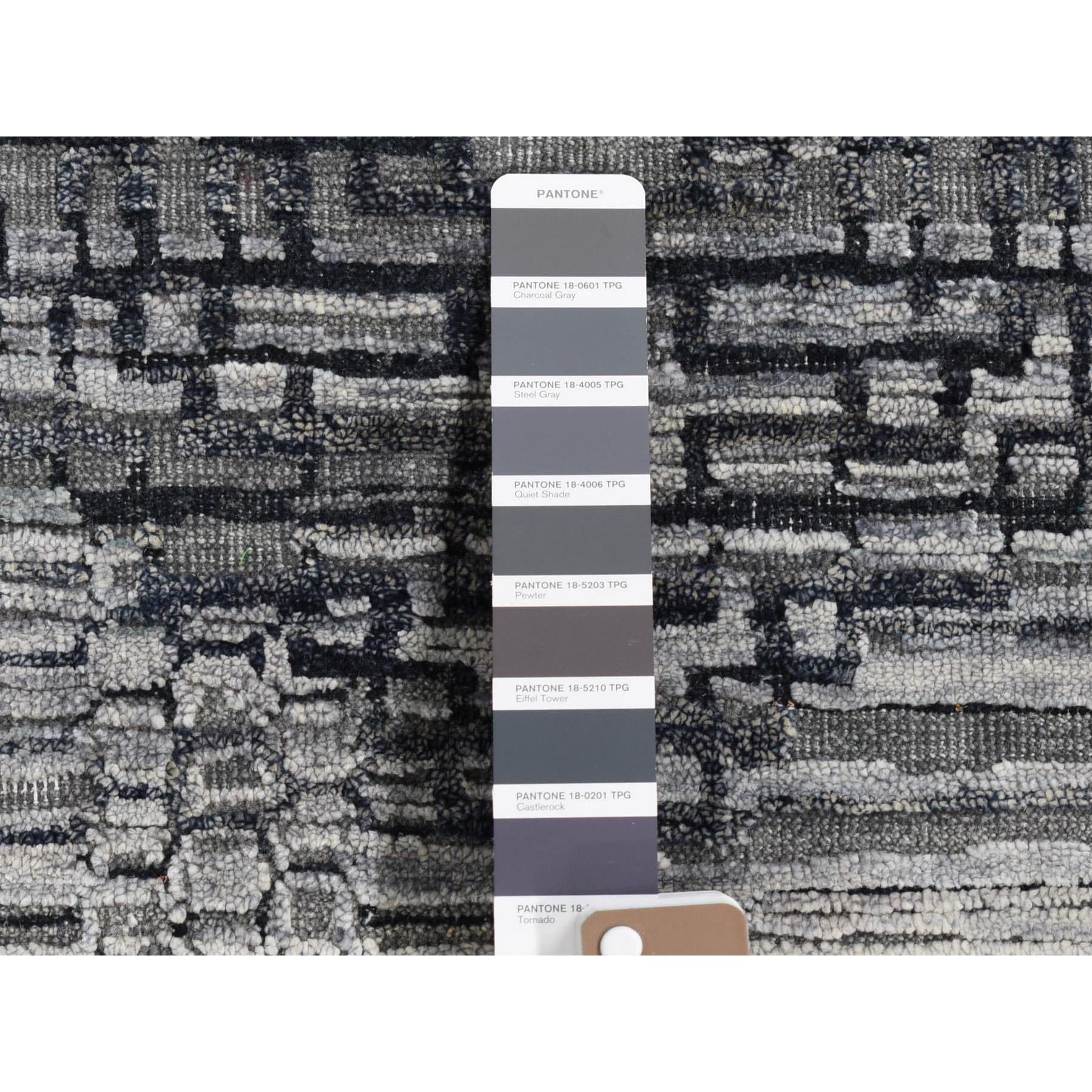 2'x2' Gray, Modern Design, Silk with Textured Wool, Hand Knotted, Sample Fragment, Oriental Rug Sh80406