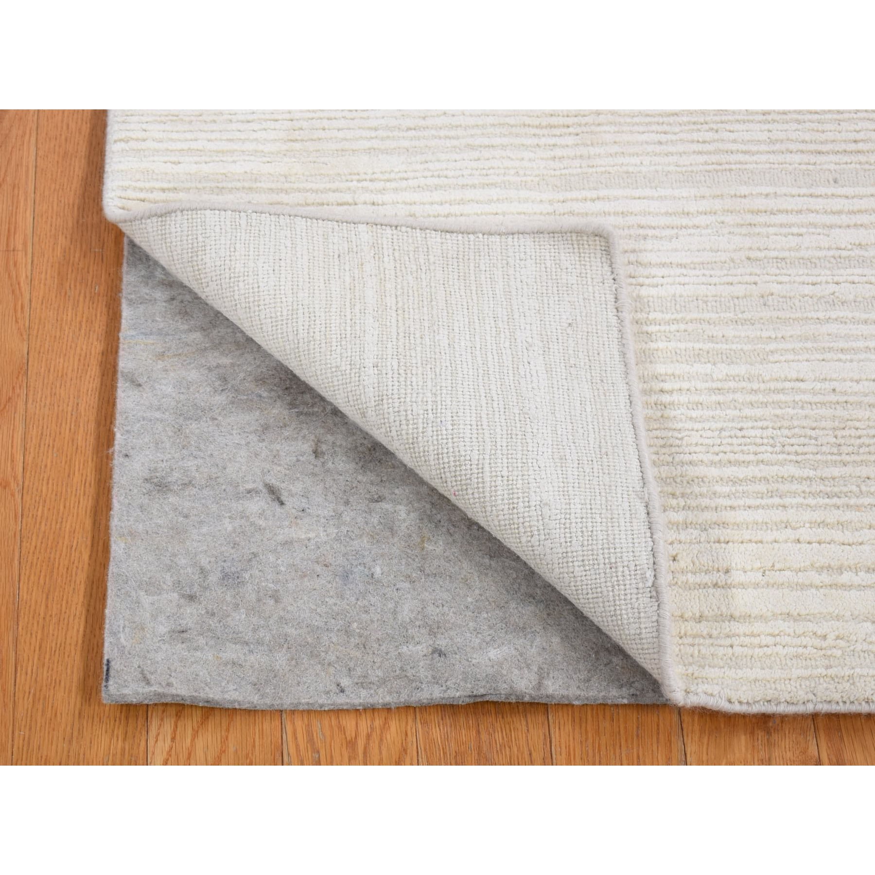2'1"x2'1" Ivory, Modern, Stripe Design, Cut and Loop Pile, Silk with Textured Wool, Hand Loomed, Square, Oriental Rug Sh80418