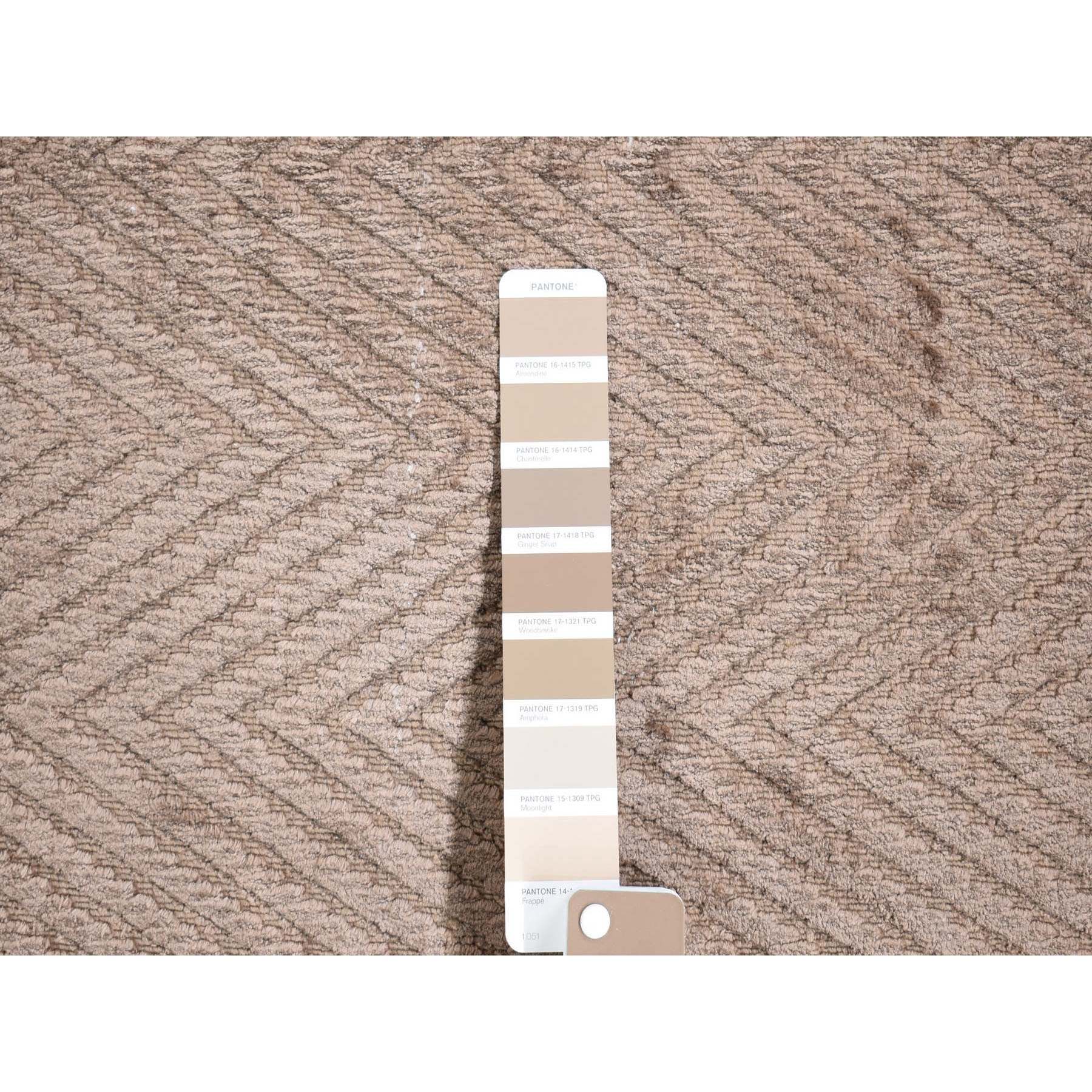 2'1"x3' Mocha Brown, Wool and Plant Based Silk, Modern Chevron Design, Hand Loomed, Mat Oriental Rug Sh80427