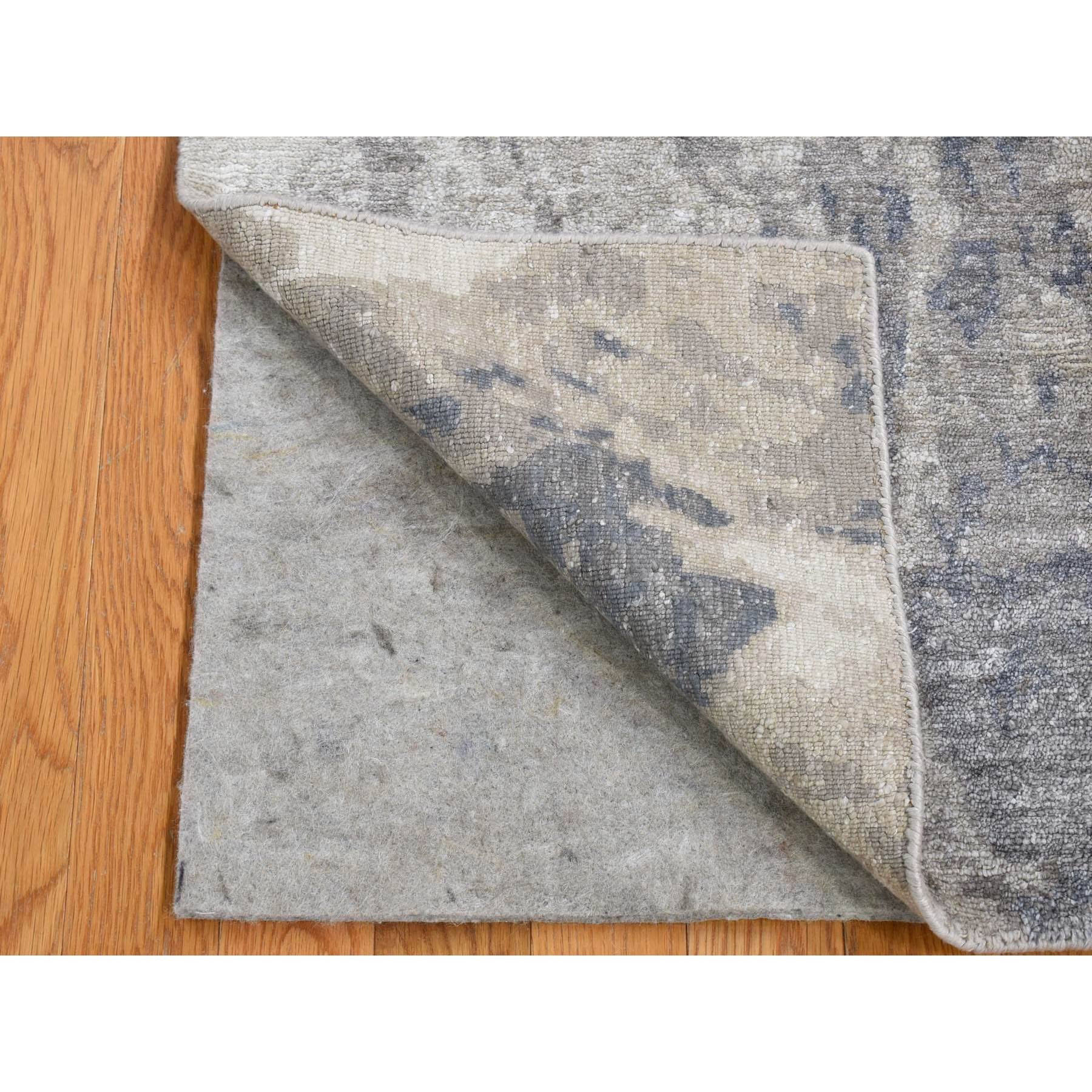 2'x2'10" Light Gray, Textured Wool with Plant Based Silk, Modern Abstract Design, Hand Knotted, Mat Oriental Rug Sh80433