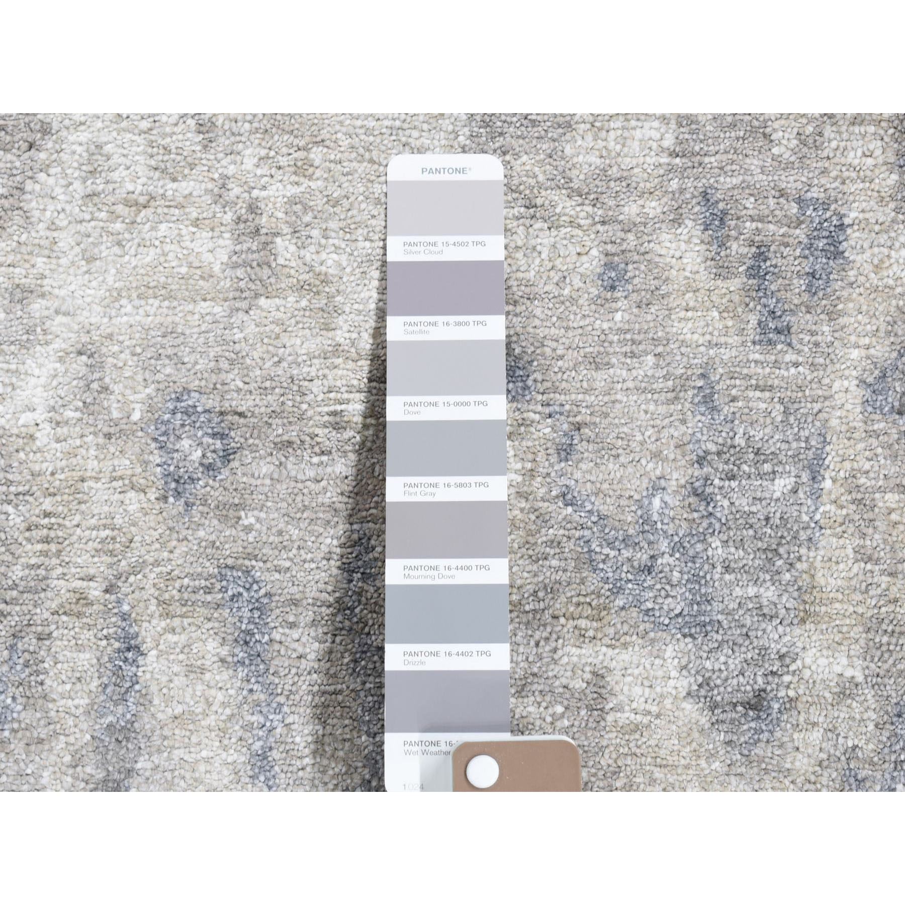 2'x2'10" Light Gray, Textured Wool with Plant Based Silk, Modern Abstract Design, Hand Knotted, Mat Oriental Rug Sh80433
