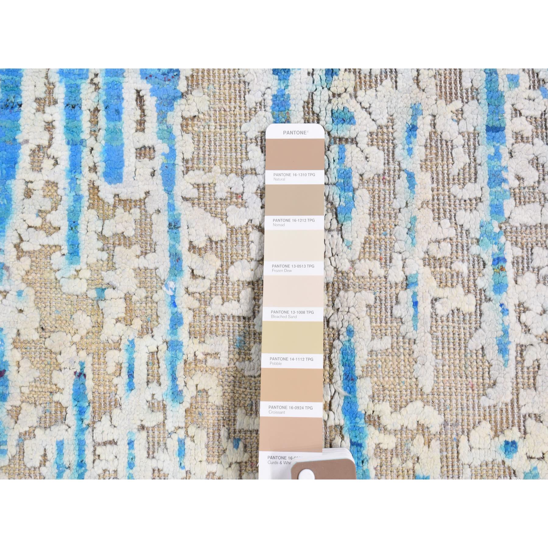 2'x2' Beige and Blue, Modern Cardiac Design, Pure Silk with Textured Wool, Hand Knotted, Mat Square Oriental Rug Sh80436