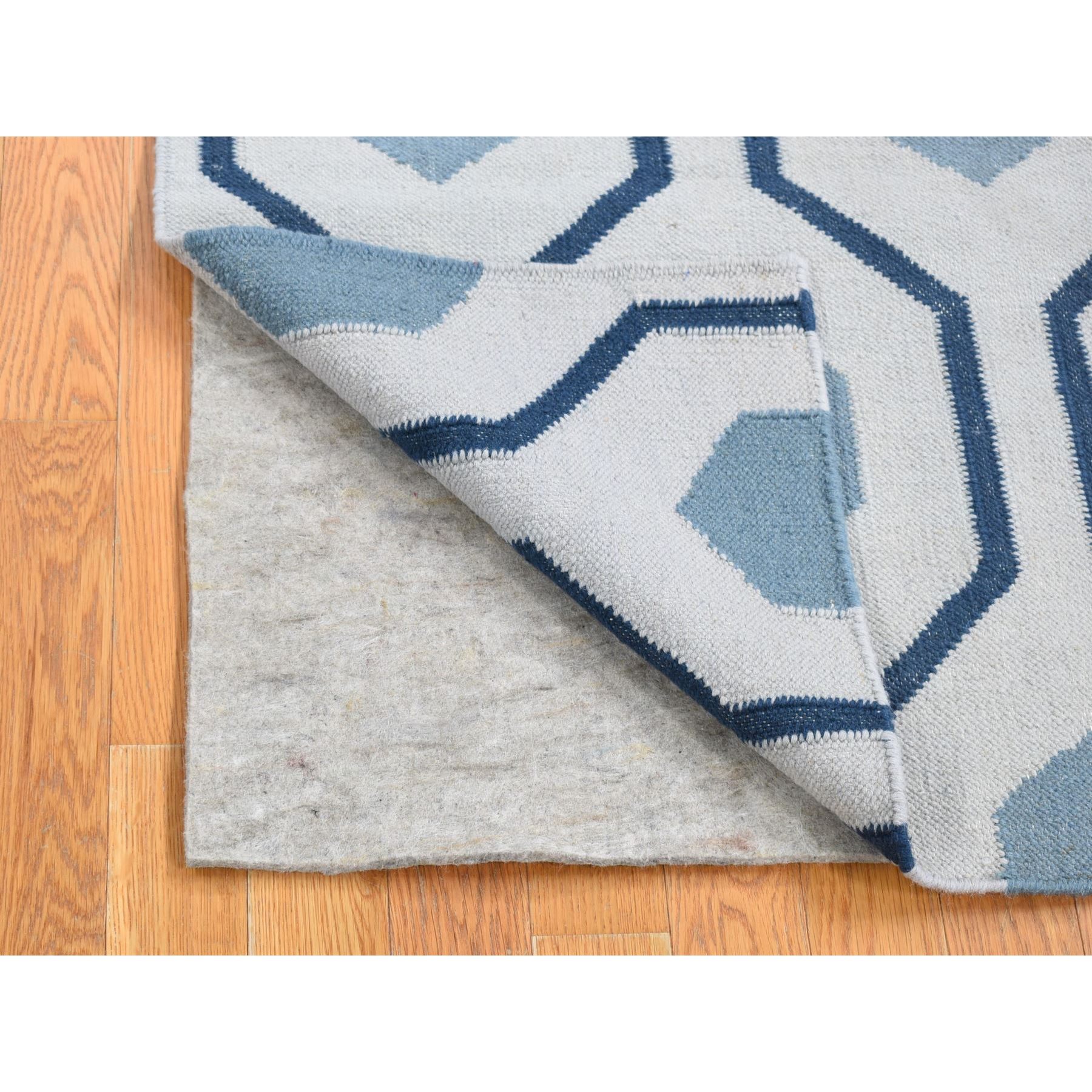 2'7"x6' Ivory, Soft Wool Hand Woven, Kilim Geometric Design Flat Weave, Reversible Runner Oriental Rug Sh80542