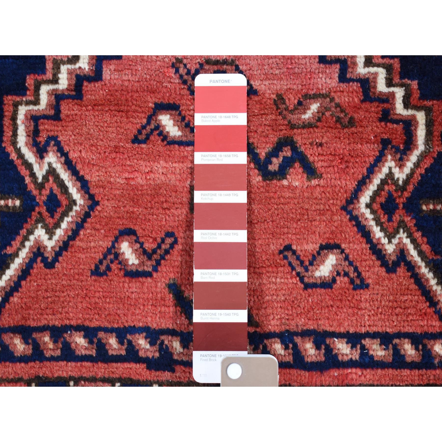 5'5"x7' Blush Red, Vintage Persian Bakhtiari with a Distinct Abrash, Full Pile, Pure Wool, Hand Knotted Oriental Rug Sh80570