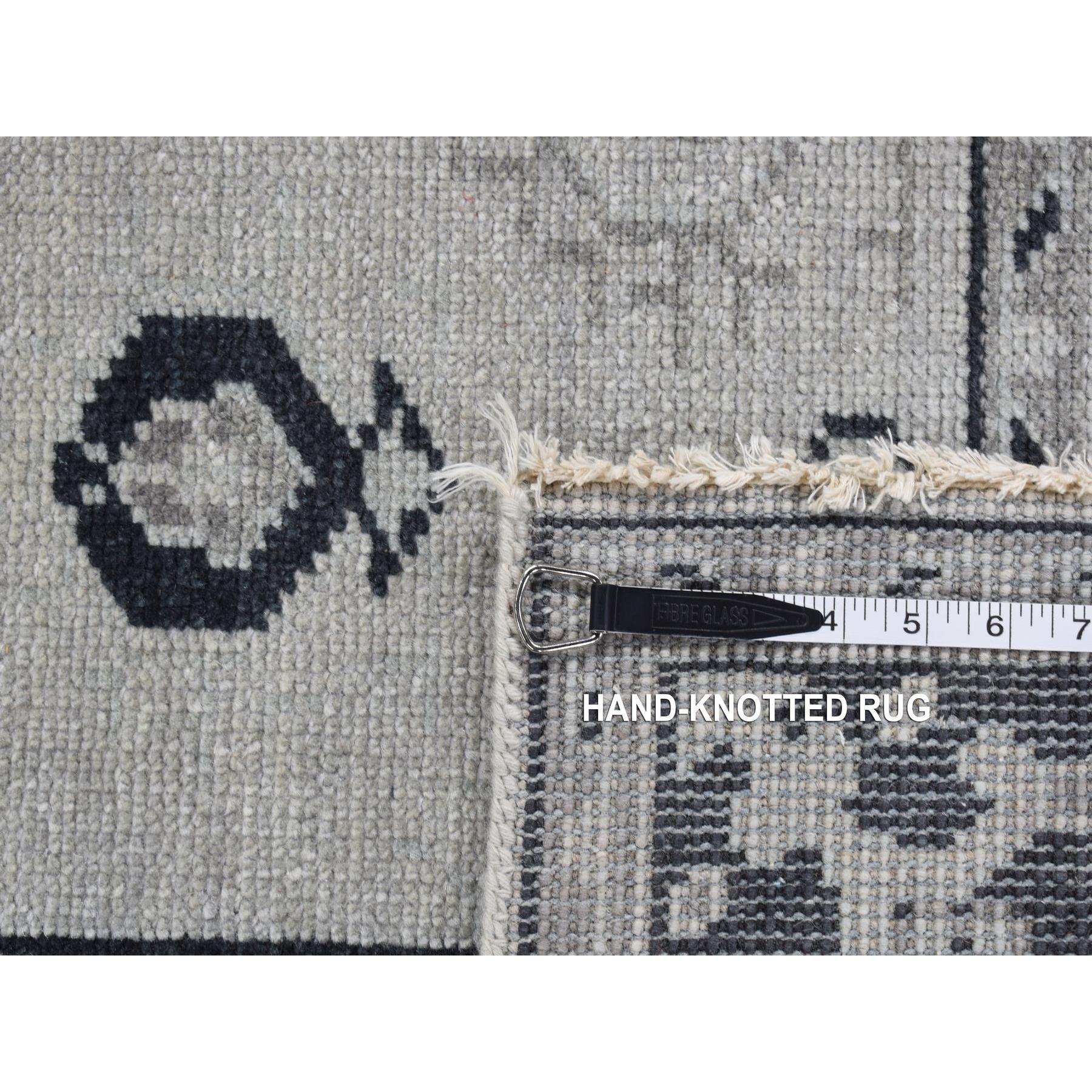  Wool Hand-Knotted Area Rug 5'0