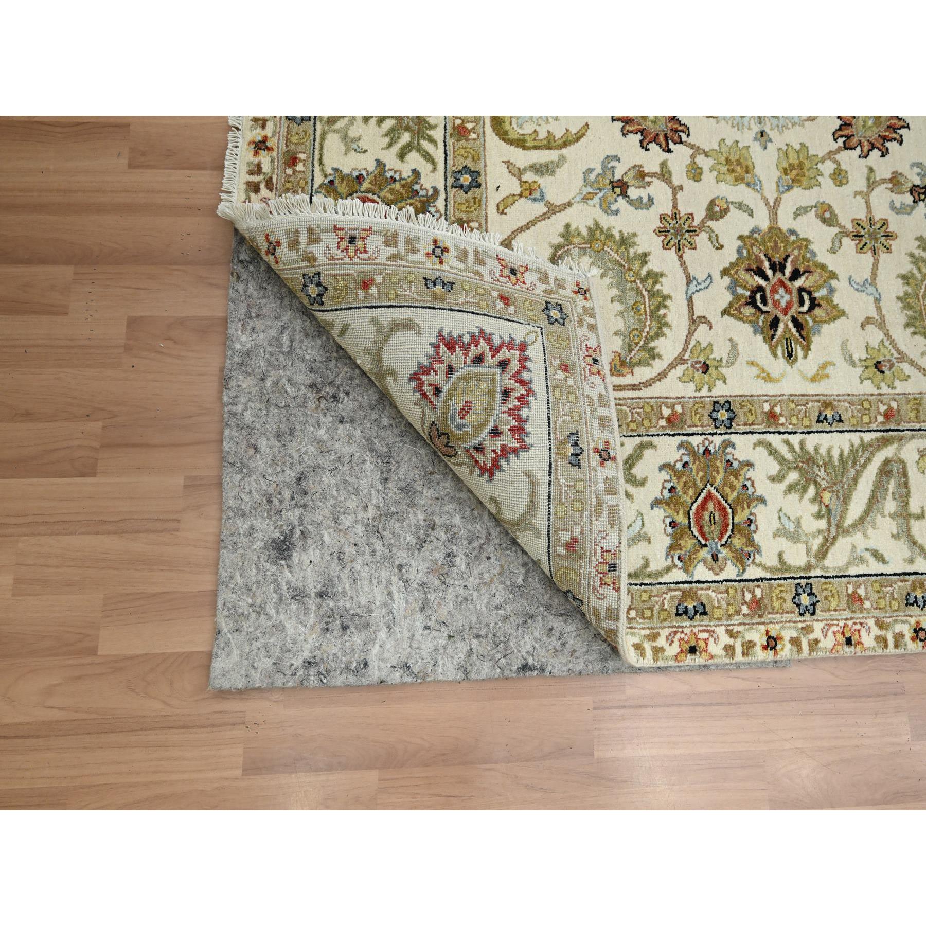 6'1"x9'3" Chiffon White, Agra with Ziegler Design, Floral Motifs, Pure Wool, Hand Knotted, Vegetable Dyes, Oriental Rug Sh83205
