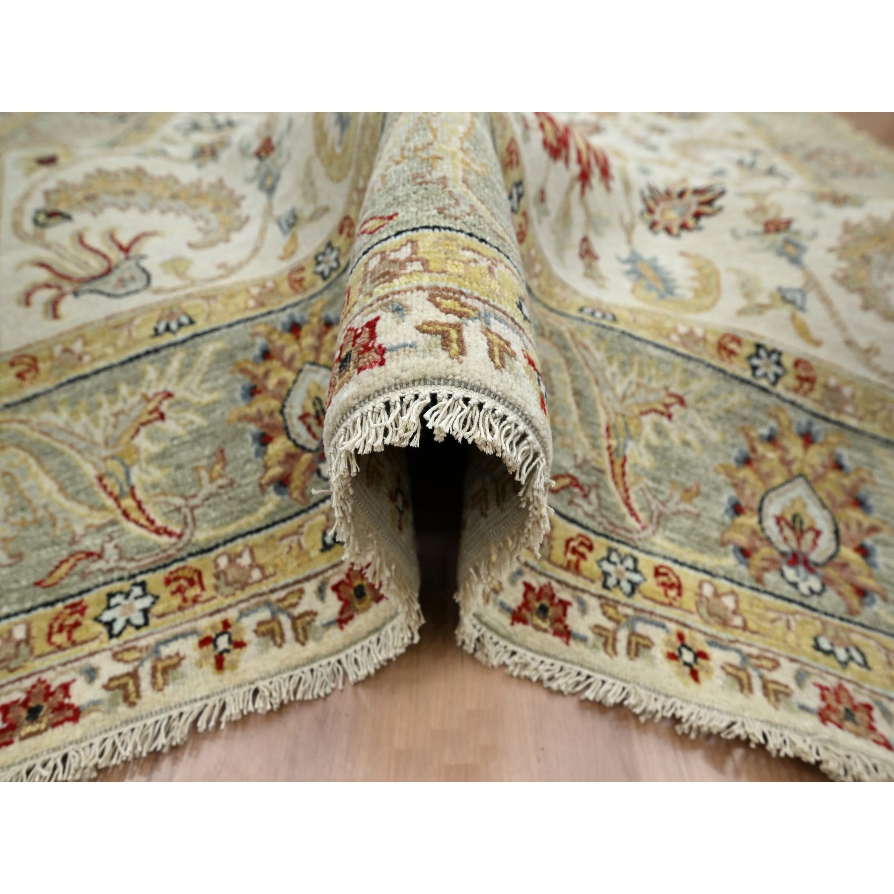 6'2"x9'2" Winter White, Agra with Ziegler Design, Colorful Leaf Pattern, Hand Knotted, Vegetable Dyes, Pure Wool, Oriental Rug Sh83206