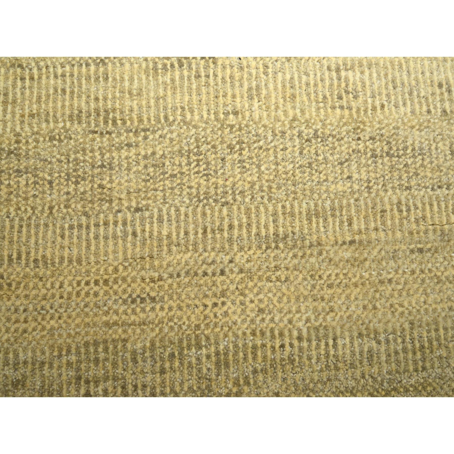 6'x9' Ecru Brown, Denser Weave, Modern Grass Design, Hand Knotted, Borderless, Wool and Silk, Lush and Plush, Oriental Rug Sh83214