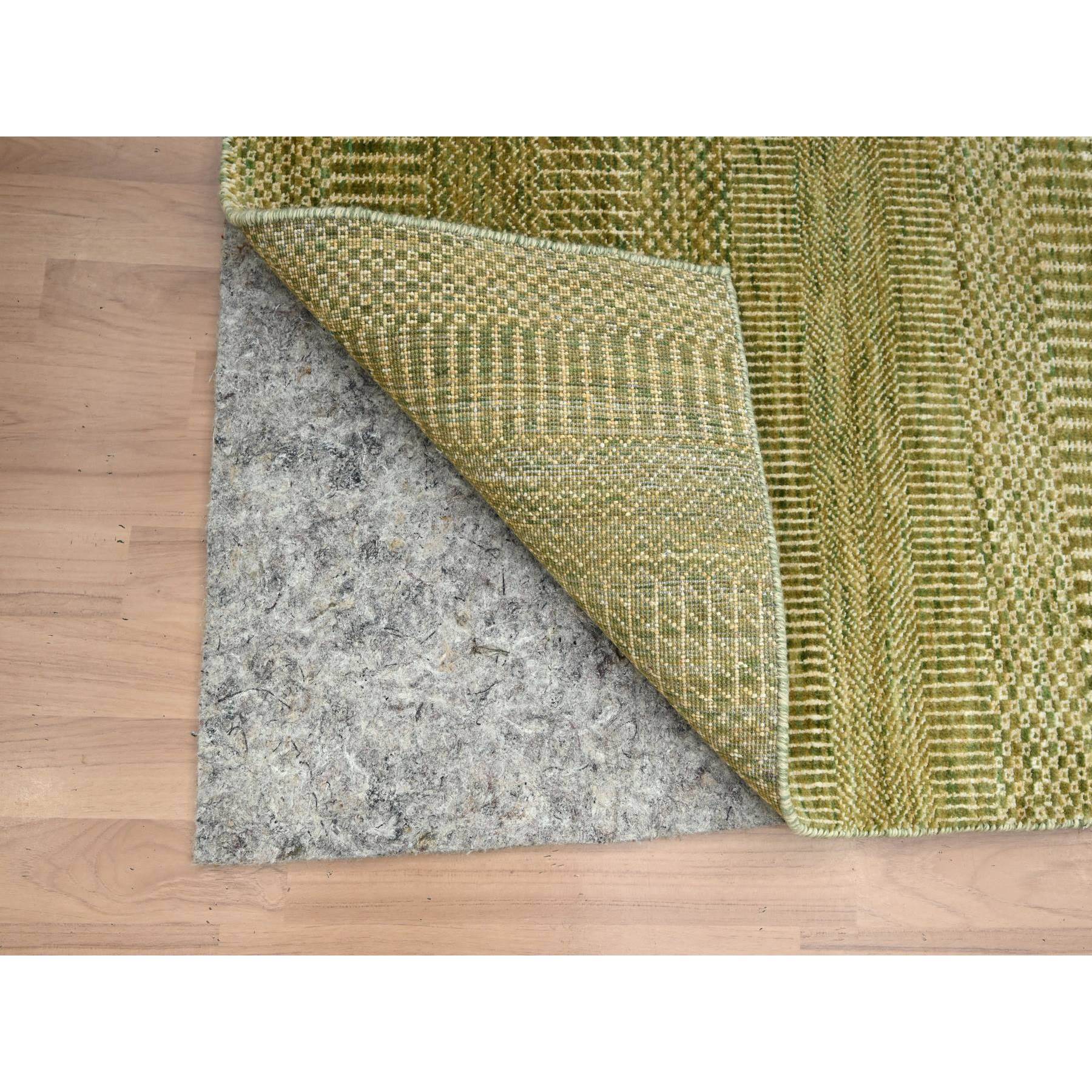 4'x6'1" Amber Green, Wool and Silk, Modern Grass Design, Hand Knotted, Soft Pile, Denser Weave, Tone on Tone, Oriental Rug Sh83217