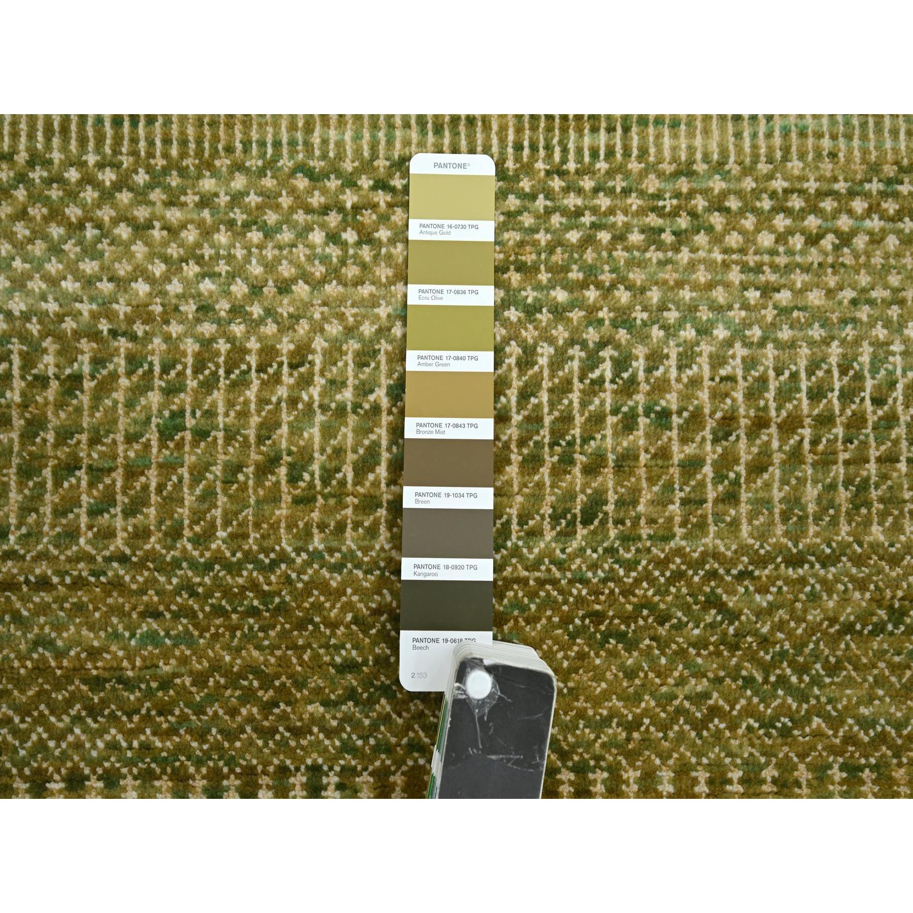 4'x6'1" Amber Green, Wool and Silk, Modern Grass Design, Hand Knotted, Soft Pile, Denser Weave, Tone on Tone, Oriental Rug Sh83217