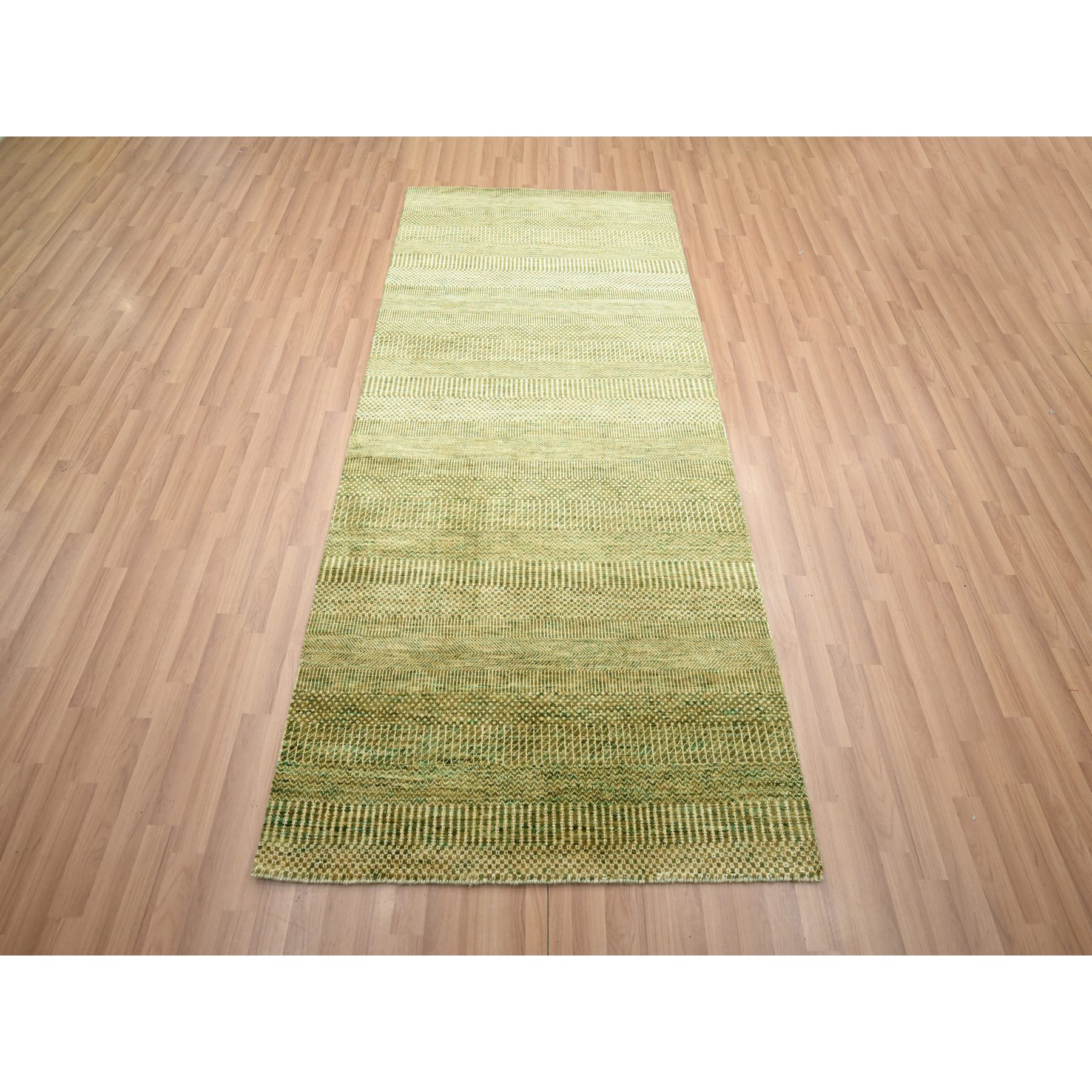 3'10"x8' Honey Brown, Hand Knotted, Modern Grass Design, Denser Weave, Wool and Silk, Soft to the Touch, Runner, Oriental Rug Sh83219