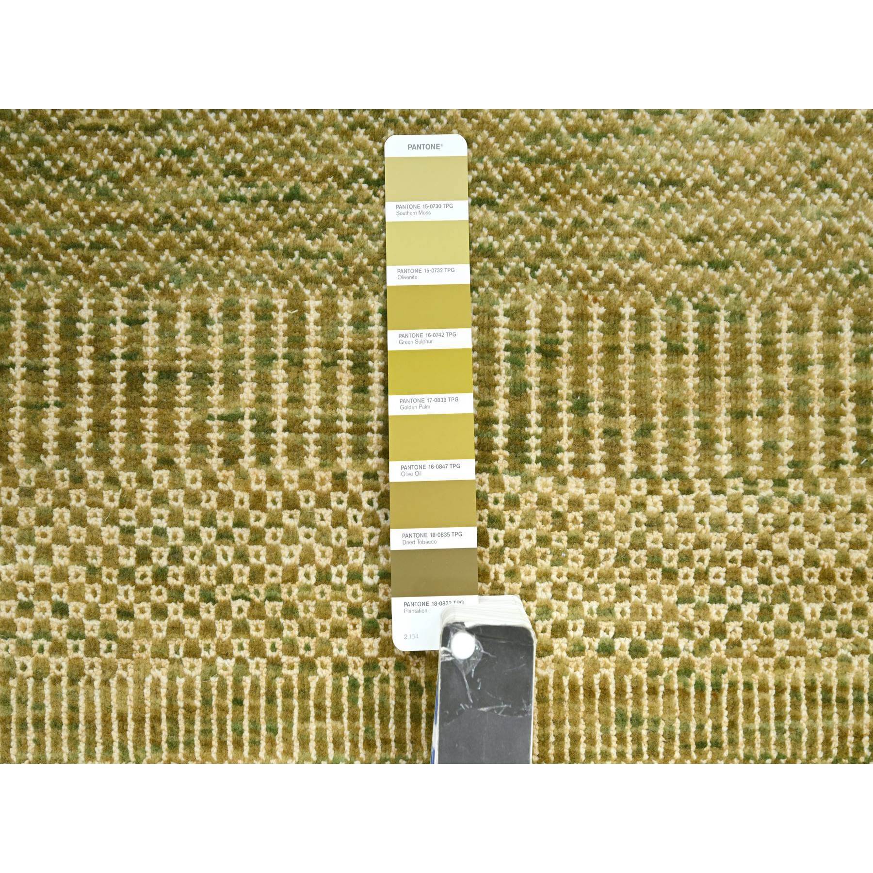 2'8"x8'2" Fawn Brown, Denser Weave, Modern Grass Design, Hand Knotted, Wool and Silk, Lush and Plush, Runner, Oriental Rug Sh83227