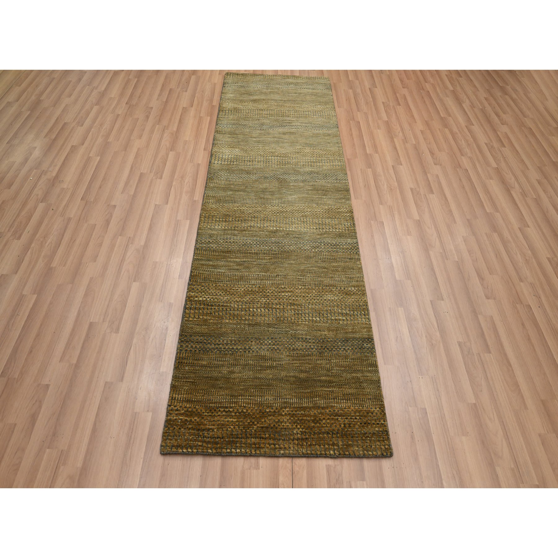 2'8"x8' Almond Brown, Hand Knotted, Modern Grass Design, Denser Weave, Wool and Silk, Lush and Plush, Runner, Oriental Rug Sh83232
