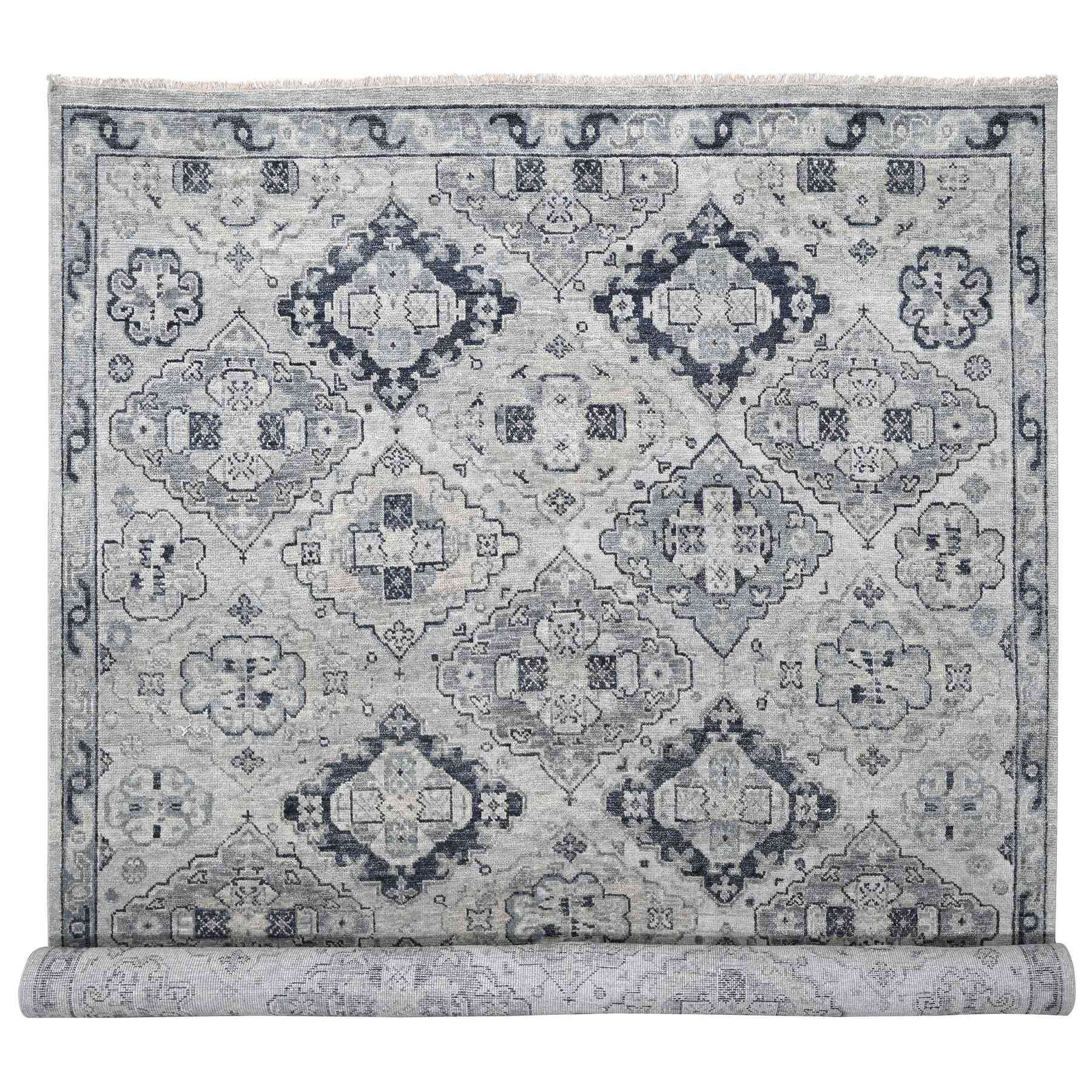traditional Wool Hand-Knotted Area Rug 11'9