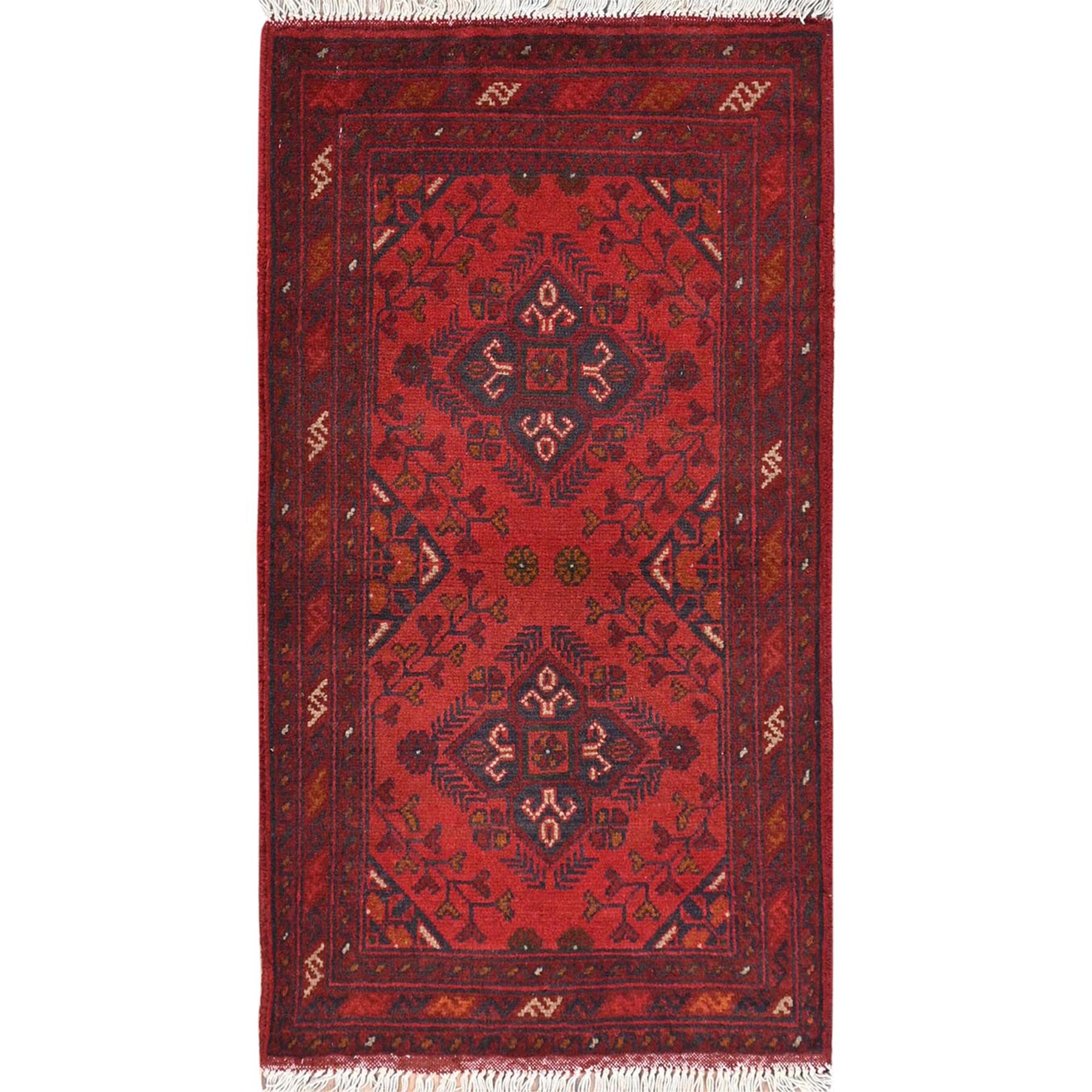 traditional Wool Hand-Knotted Area Rug 1'9