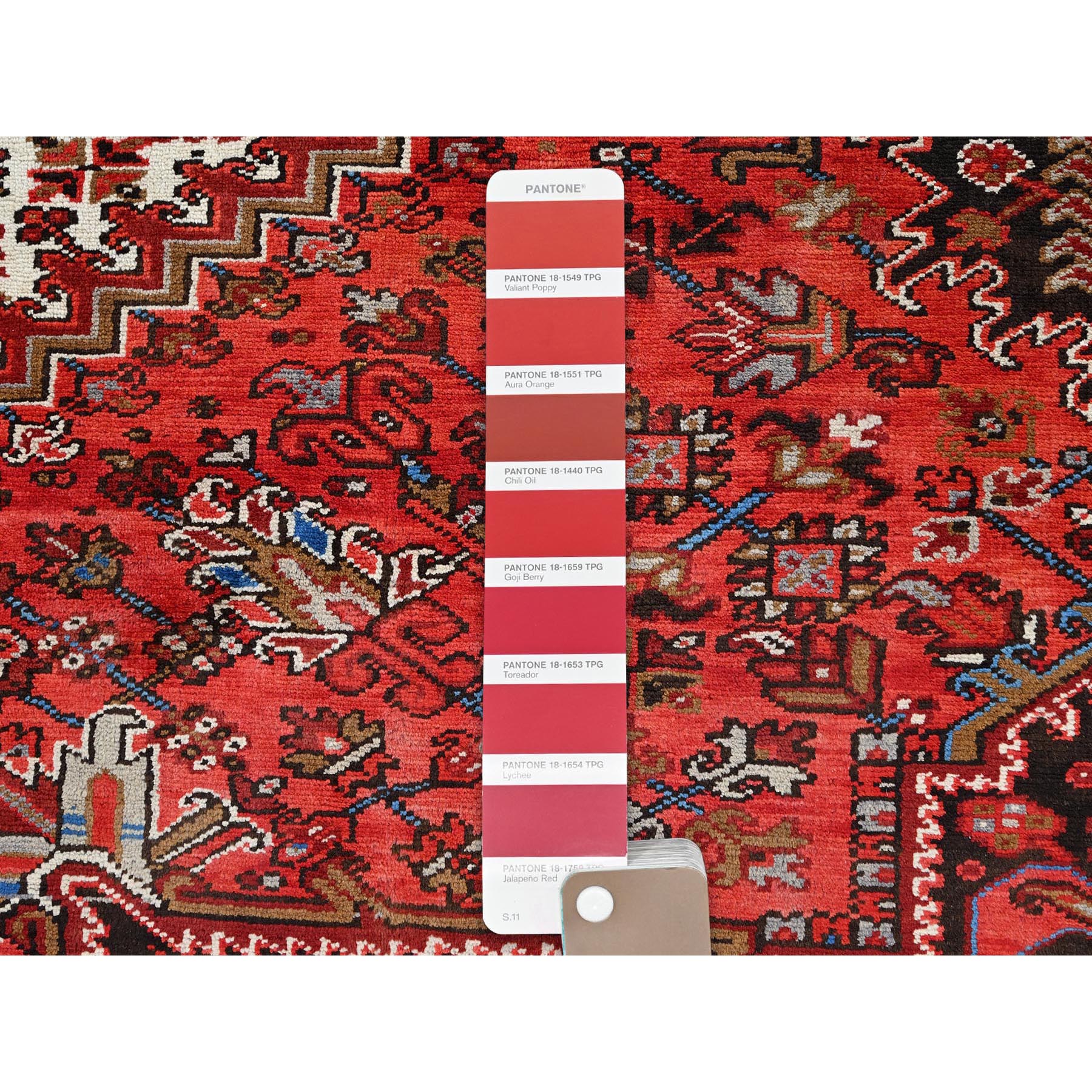 9'8"x12'9" Imperial Red with Ivory Corners, Pure Wool, Hand Knotted, Semi Antique Bohemian Persian Heriz, Good Condition, Rustic Feel, Sides and Ends Professionally Secured, Cleaned, Oriental Rug Sh85365