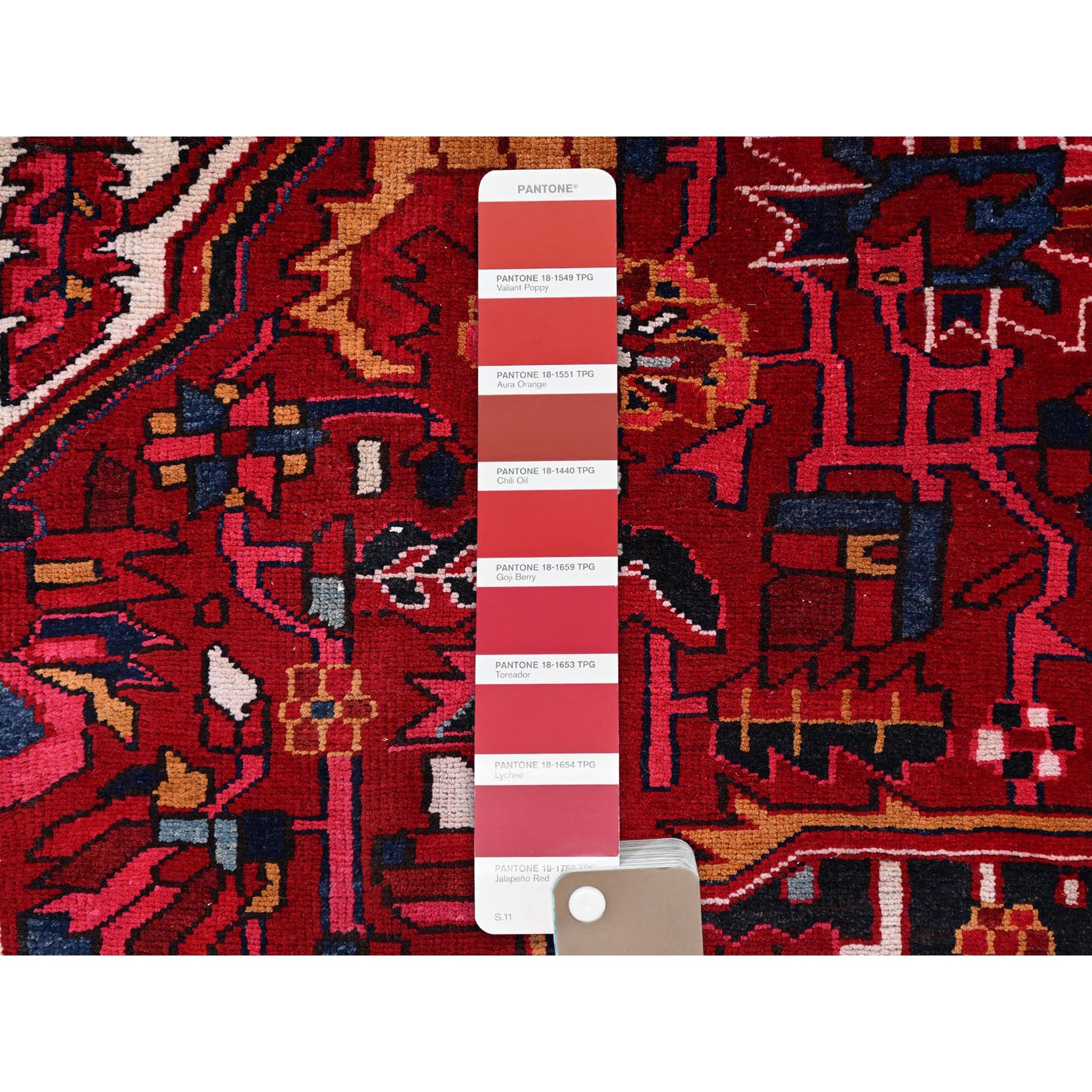 9'7"x12'6" Dutch Tulip Red, Semi Antique Hand Knotted with Porcelain White Corners Persian Heriz, Shiny wool Excellent Condition, Oriental Rug Sh86143