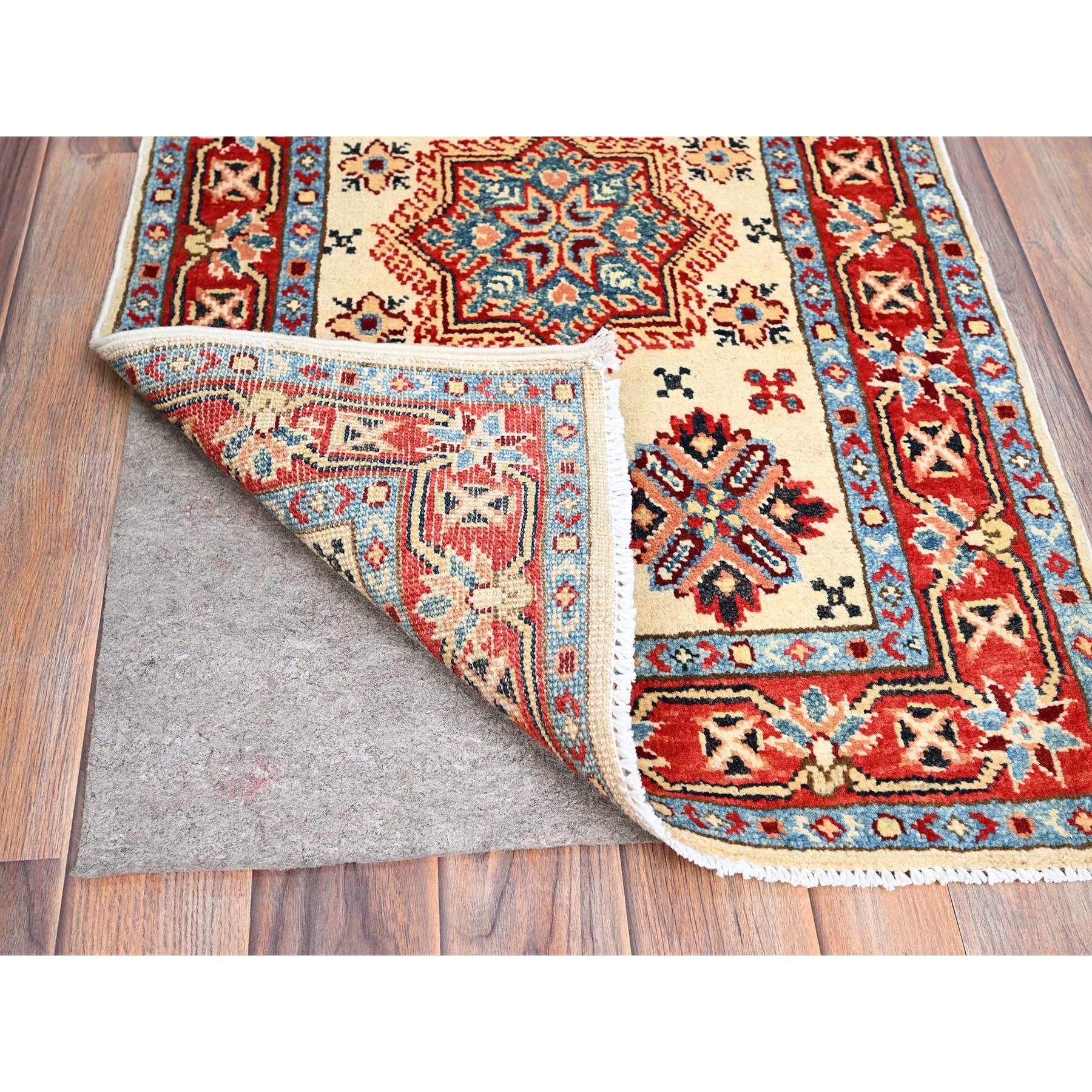 2'1"x3'1" Acadia White, Special Kazak With All Over Design, Dense Weave With Shiny Wool, Hand Knotted Natural Dyes, Oriental Mat Rug Sh86222