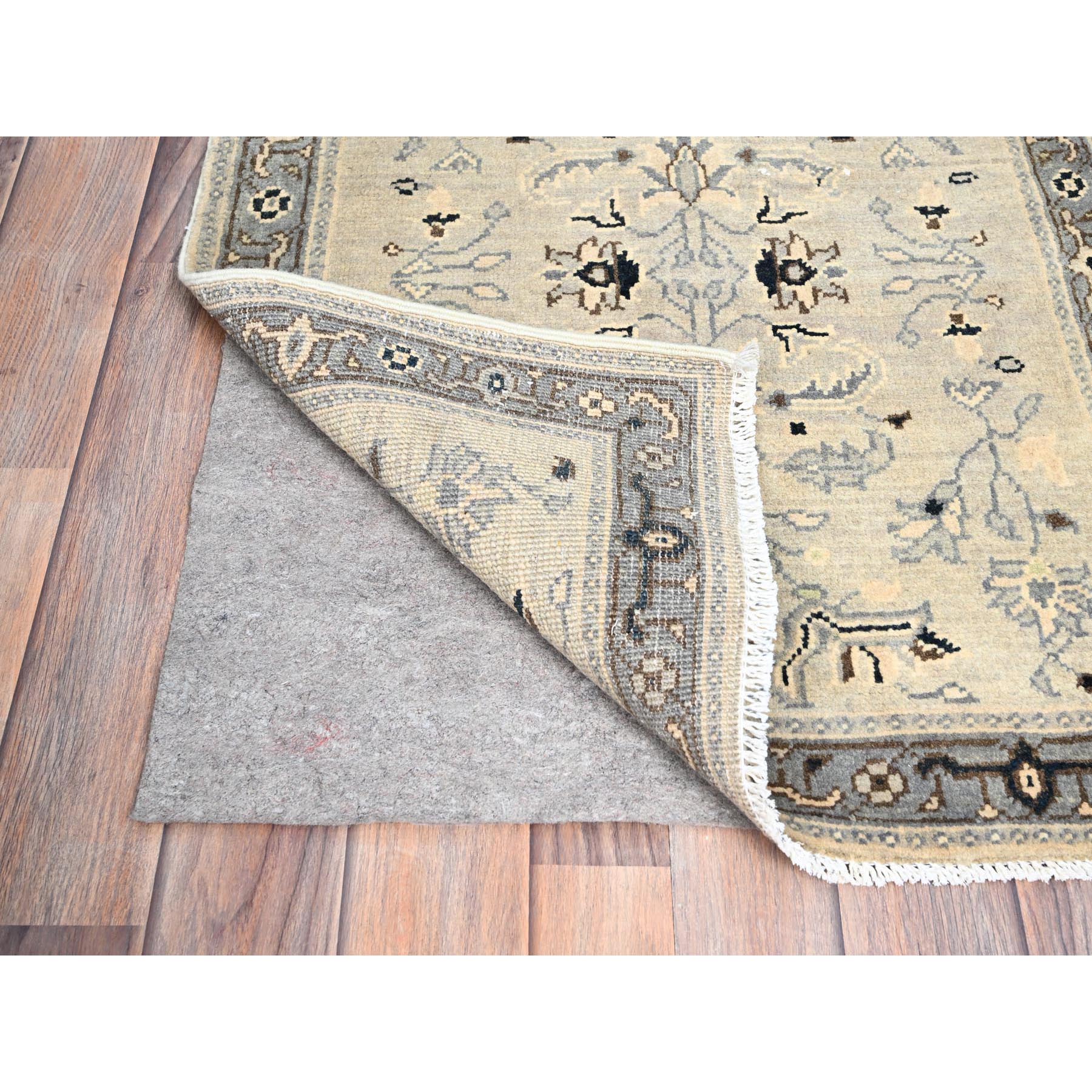 2'3"x3' Toque White With Misty Gray, Afghan Serapi Heriz Design, Pure Dyes, Densely Woven, Natural Wool, Hand Knotted Mat Oriental Rug Sh86382