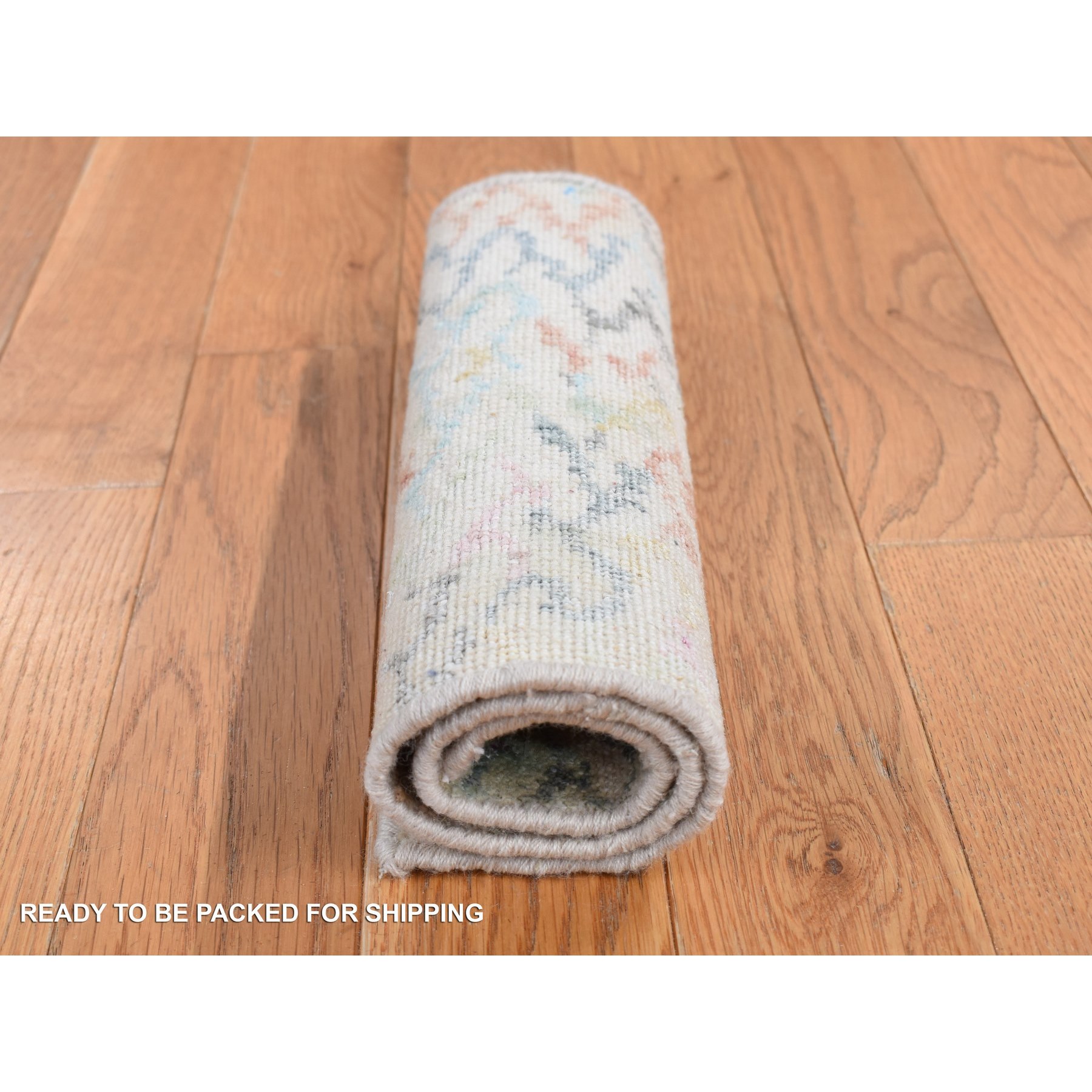 1'2"x2' Ivory, 100% Wool, Hand Knotted, Modern Design, Sample Mat Oriental Rug Sh87543