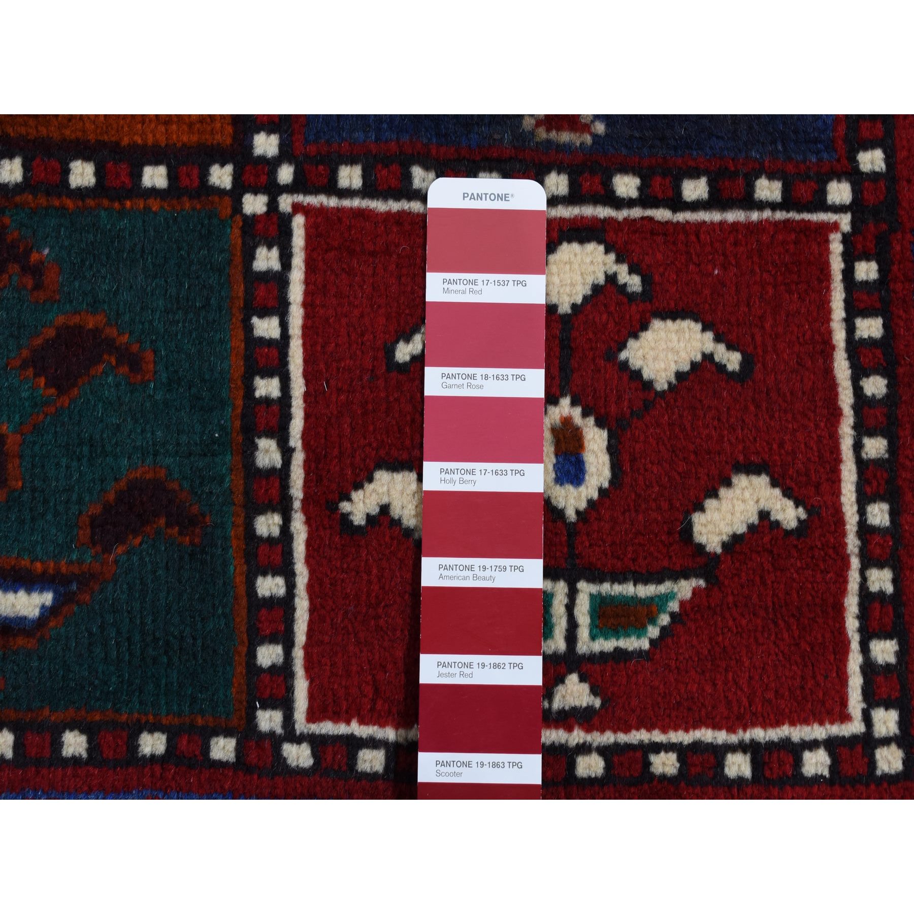 4'10"x9'2" Carmine Red, Semi Antique Persian Bakhtiari, Garden Block Design, Pure Wool, Hand Knotted, Oriental Rug Sh87552