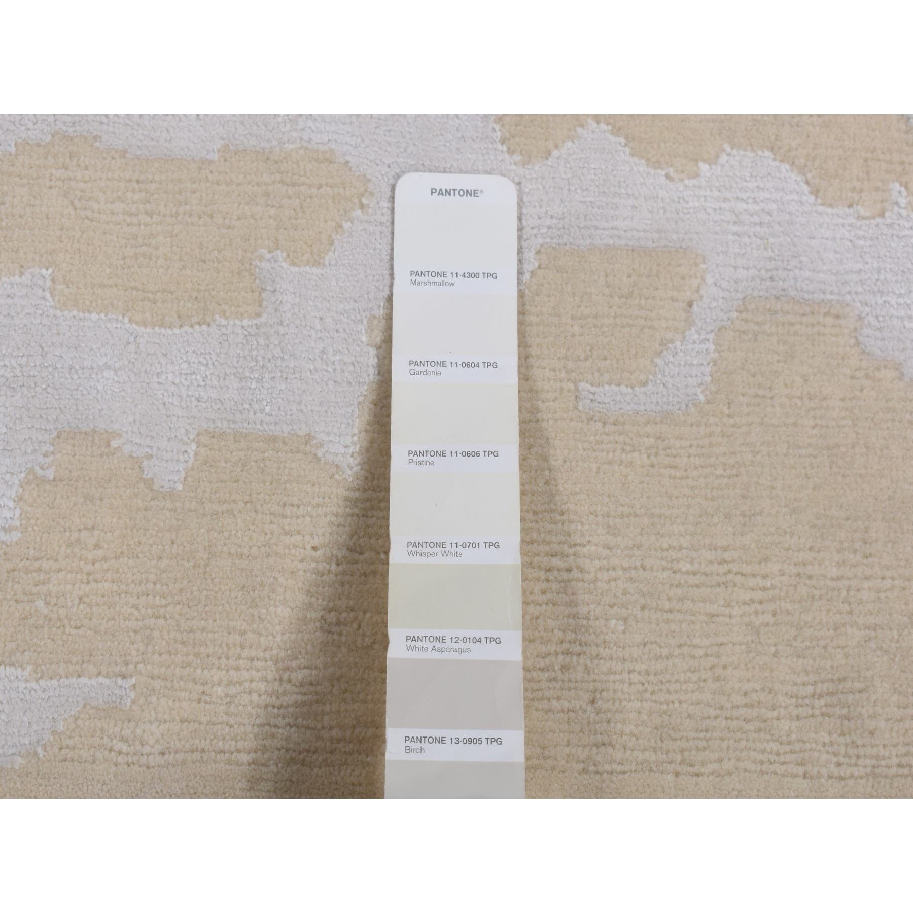 2'x3' Beige, Floral Nepali Weave Design, Hand Knotted, Modern, Wool and Silk, Clearance, Sample Oriental Rug Sh87793