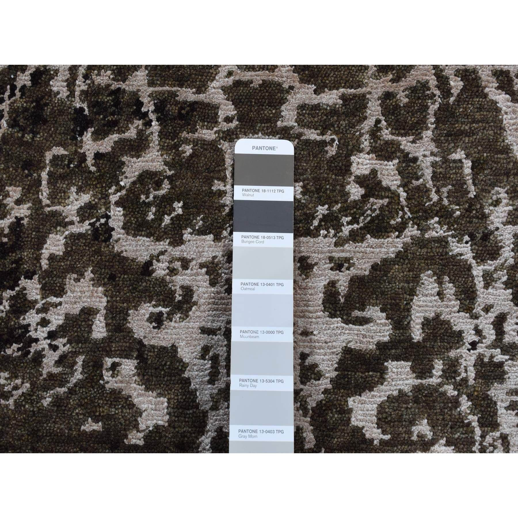 2'x2'9" Rifle Green, Modern Abstract Design, Wool and Silk, Hand Knotted, Sample Mat Oriental Rug Sh87800