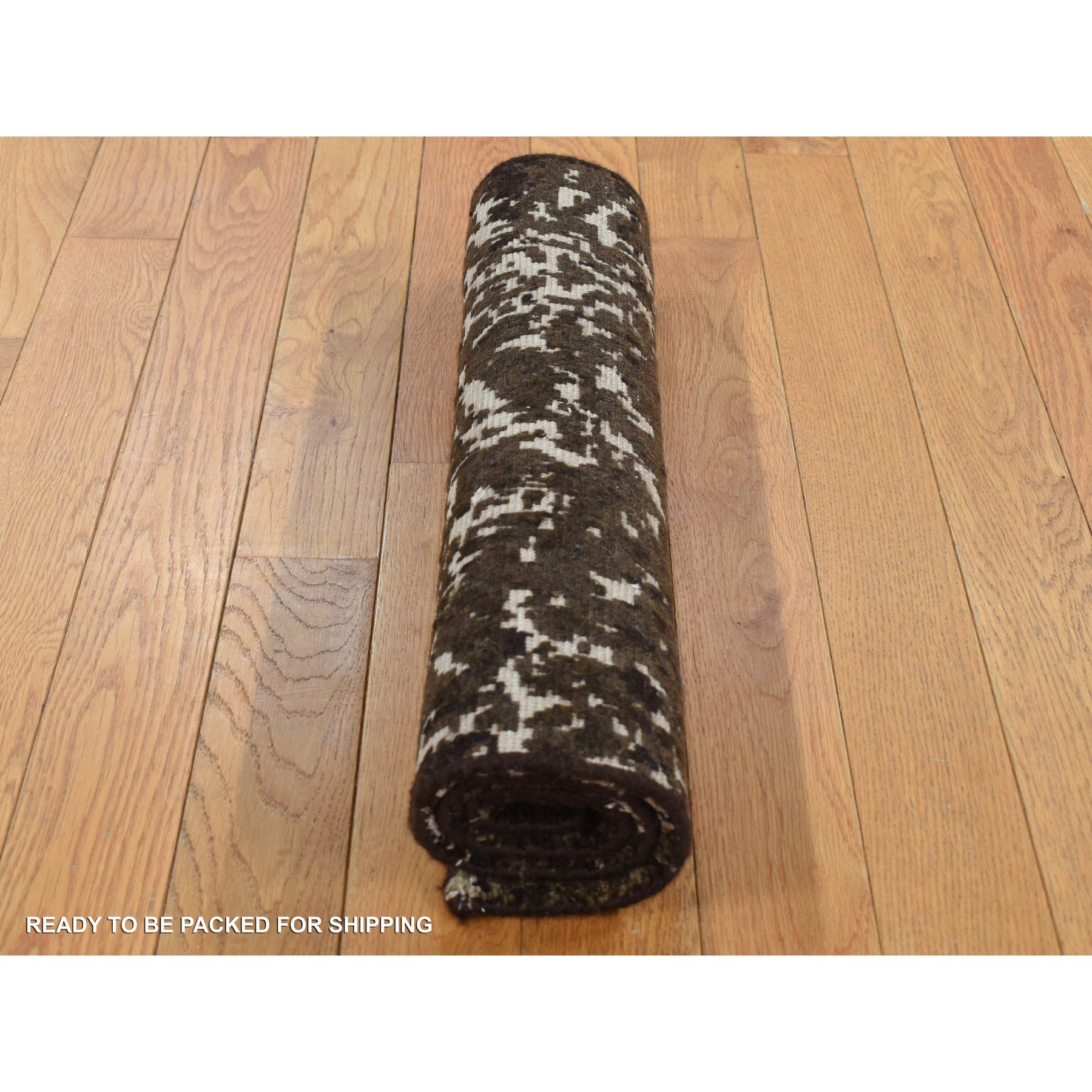 2'x2'9" Rifle Green, Modern Abstract Design, Wool and Silk, Hand Knotted, Sample Mat Oriental Rug Sh87800