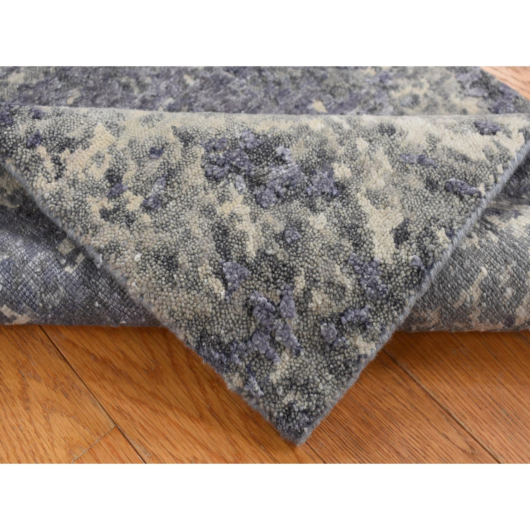 2'x3' Lavender Gray, Abstract Design, Wool and Silk, Hand Knotted, Sample Mat Oriental Rug Sh87802