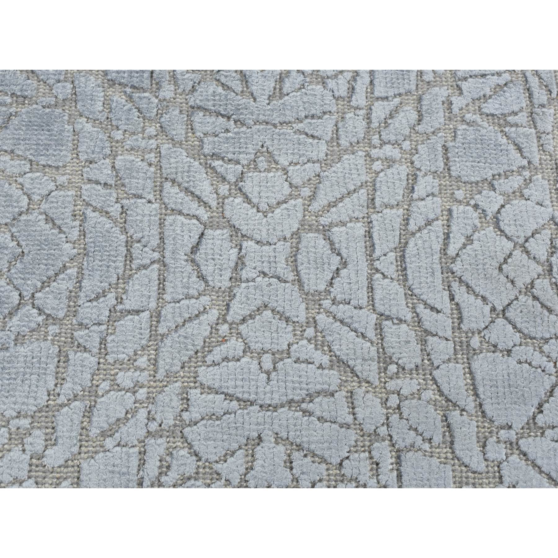 2'x3' Gainsboro Gray, Flat Pile with Raised Silk, Hand Knotted, Tone on Tone Design, Sample Oriental Rug Sh87808