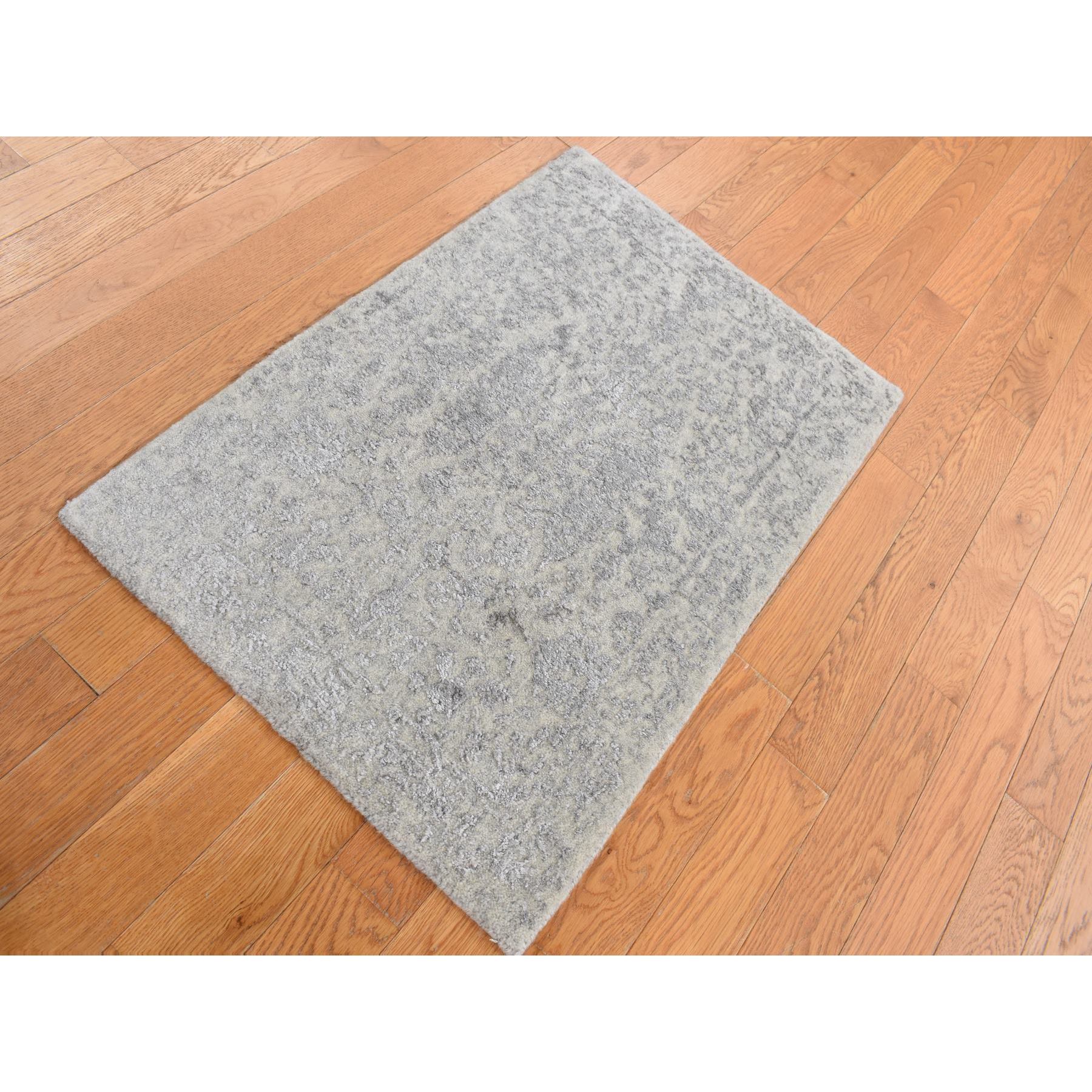 2'x3' Cloud Gray, Wool and Silk, Jacquard Hand Loomed, Sample Mat Oriental Rug Sh87812