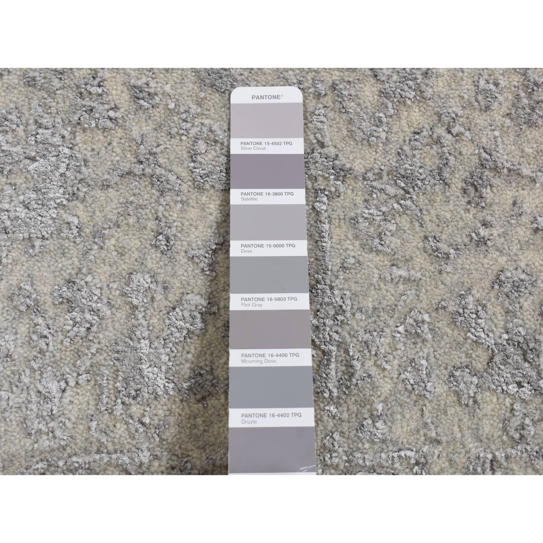 2'x3' Cloud Gray, Wool and Silk, Jacquard Hand Loomed, Sample Mat Oriental Rug Sh87812