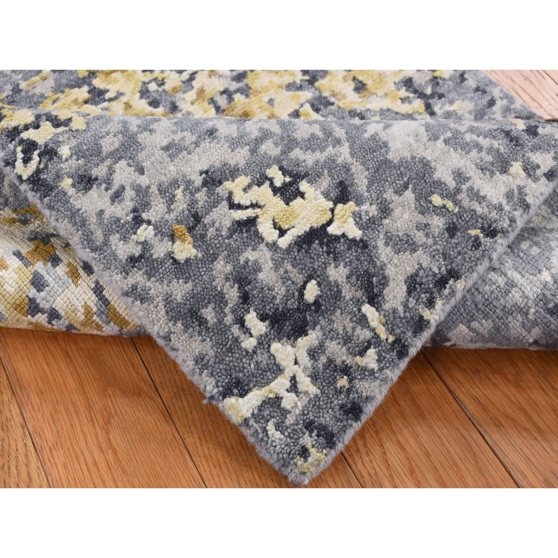 2'x3' Dim Gray, Modern Abstract Design, Wool and Silk, Hand Knotted, Sample Mat Oriental Rug Sh87816