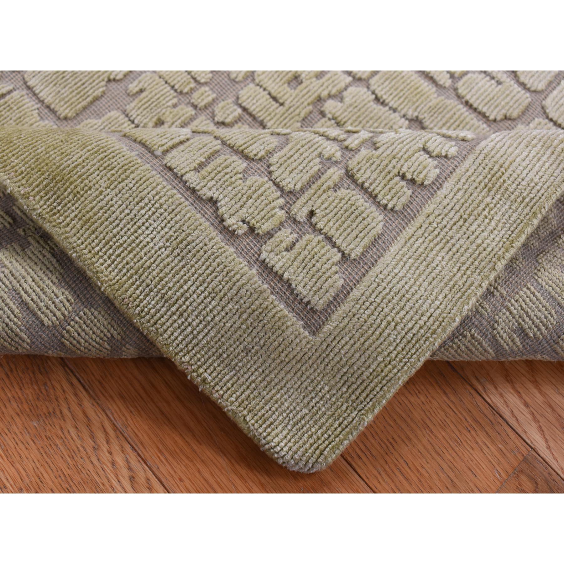 2'x3' Vanilla White, Modern Design, Raised Pile, Hand Knotted, 100% Wool, Sample Oriental Rug Sh87829