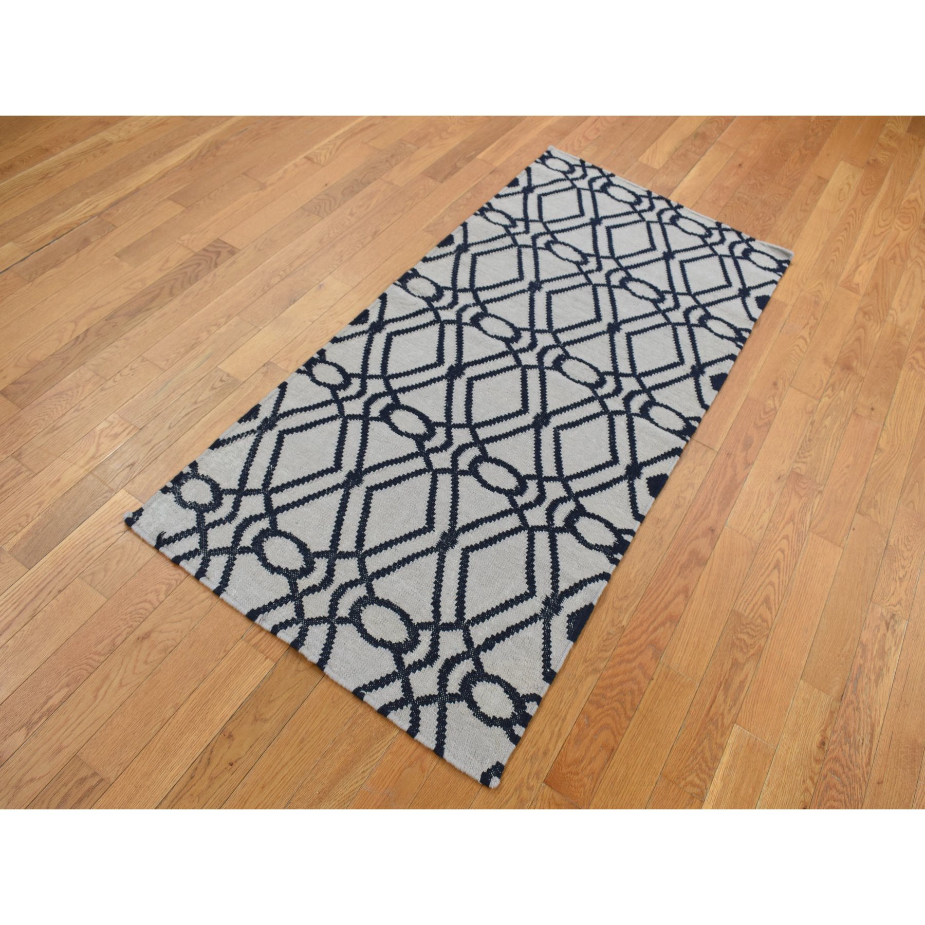 2'9''x6' Goose Gray, Wool, Flat Weave, Hand Woven, Durie Kilim, Geometric Design, Reversible, Runner Oriental Rug Sh87834