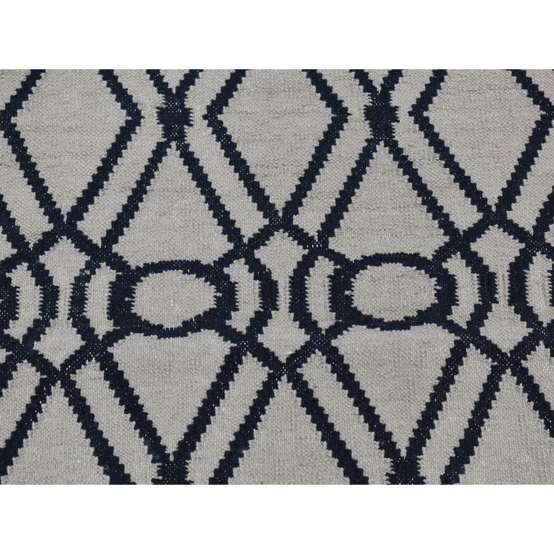 2'9''x6' Goose Gray, Wool, Flat Weave, Hand Woven, Durie Kilim, Geometric Design, Reversible, Runner Oriental Rug Sh87834