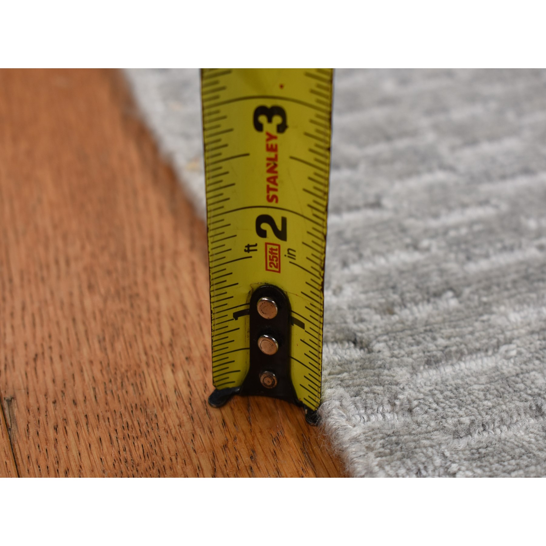 2'x3' Timberwolf Gray, Wool and Silk, Tone on Tone Design, Hand Loomed, Oriental Rug Sh87839