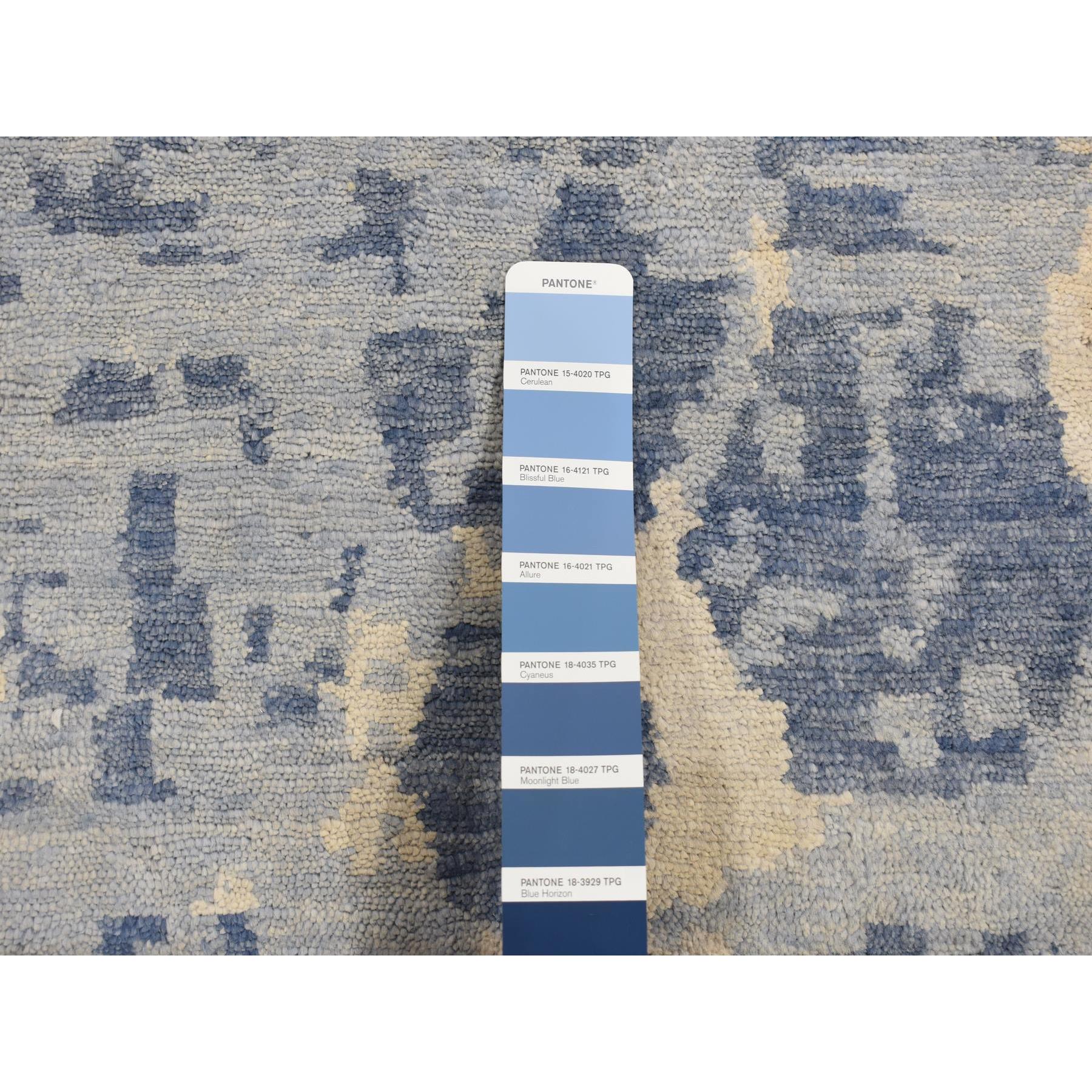 2'x3' Beau Blue, 100% Wool, Hand Knotted, Award Winning THE HONEYCOMB Design, Nepali Weave, Mat Oriental Rug Sh87842