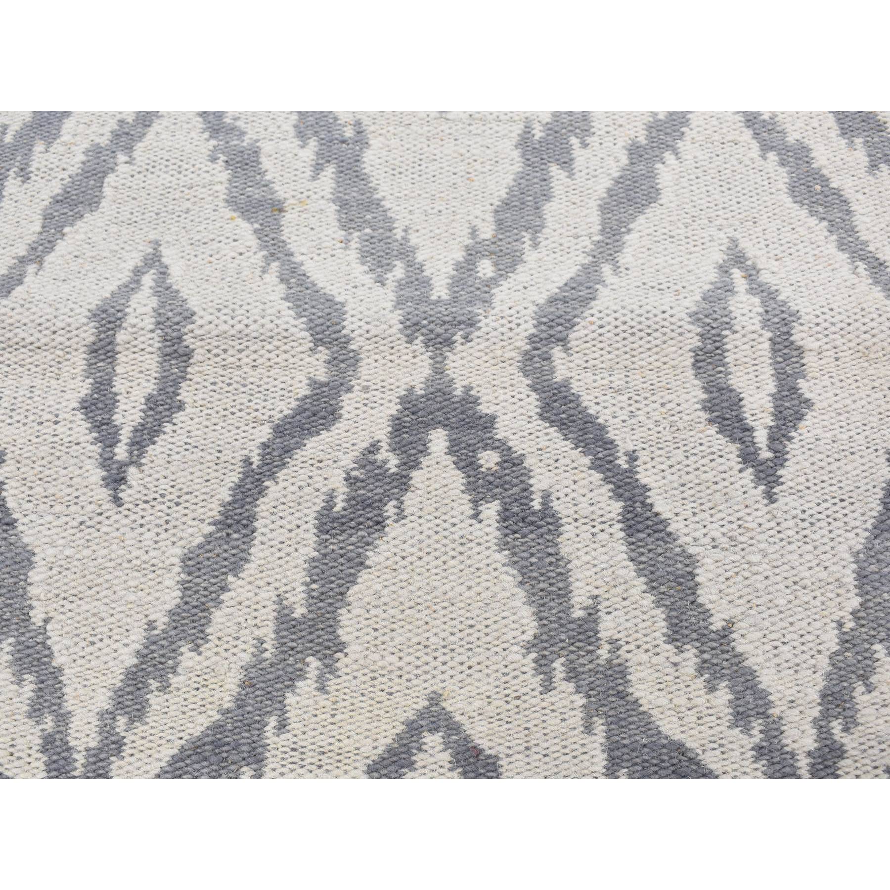 2'x3'3" Stone Eagle Gray, Hand Woven, 100% Wool, Reversible Kilim, Mat Oriental Rug Sh87848