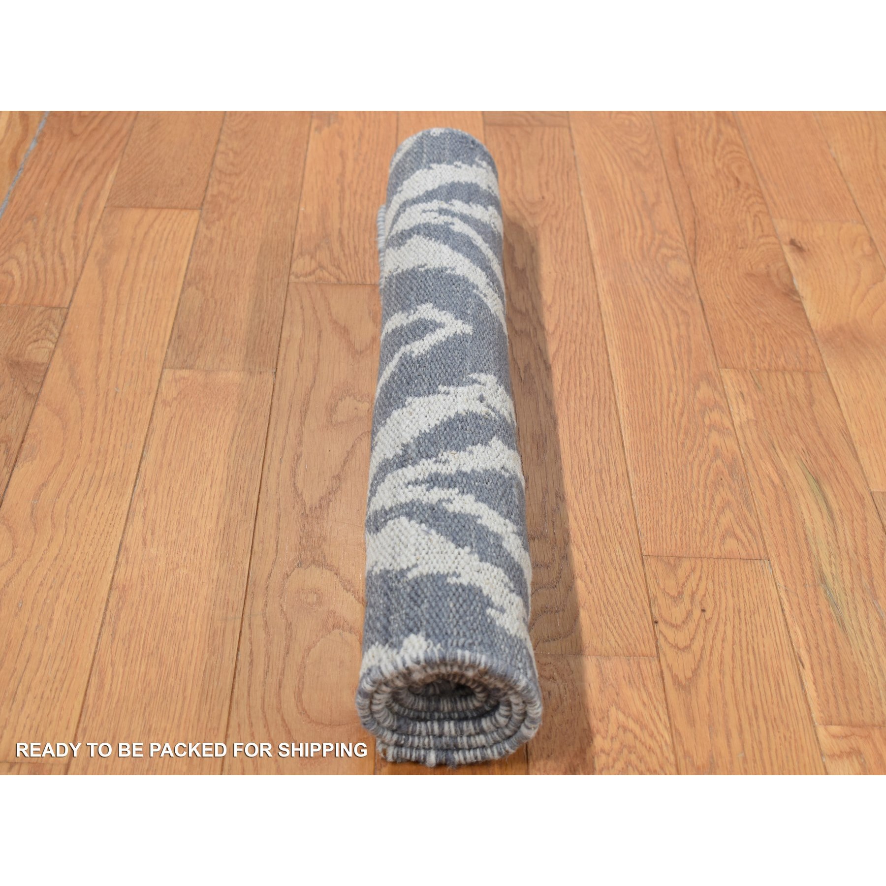2'x3'3" Stone Eagle Gray, Hand Woven, 100% Wool, Reversible Kilim, Mat Oriental Rug Sh87848