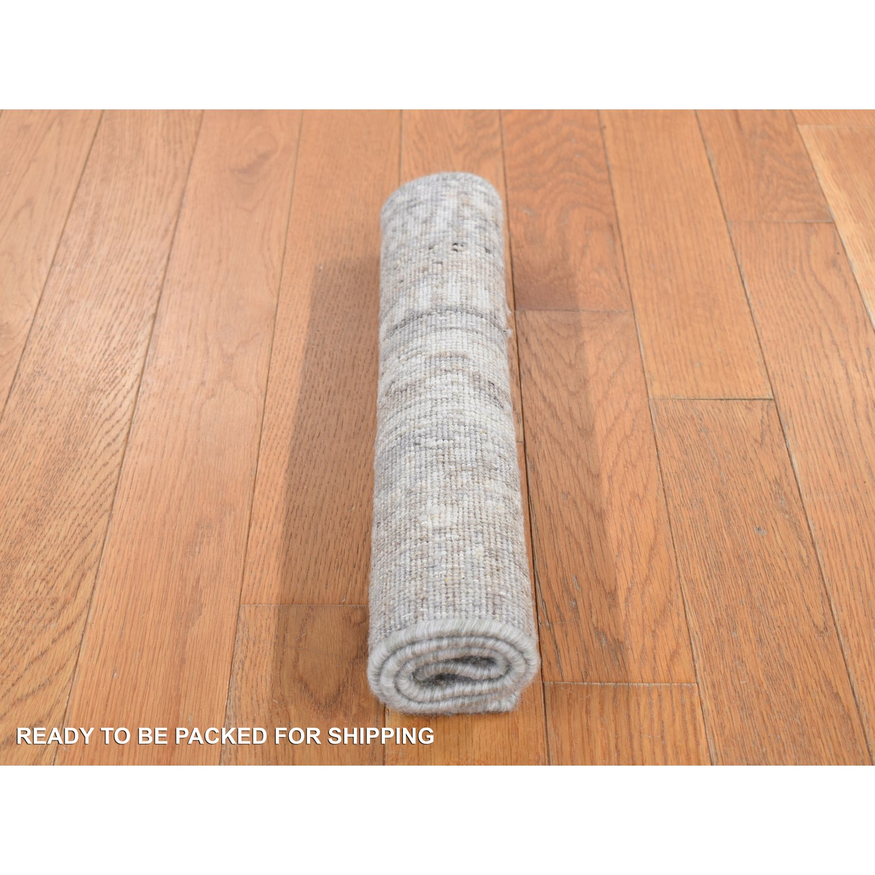 1'6"x2' Gainsboro Gray, 100% Wool, Modern Design, Hand Knotted, Shaved Low and Distressed, Sample Oriental Rug Sh87940