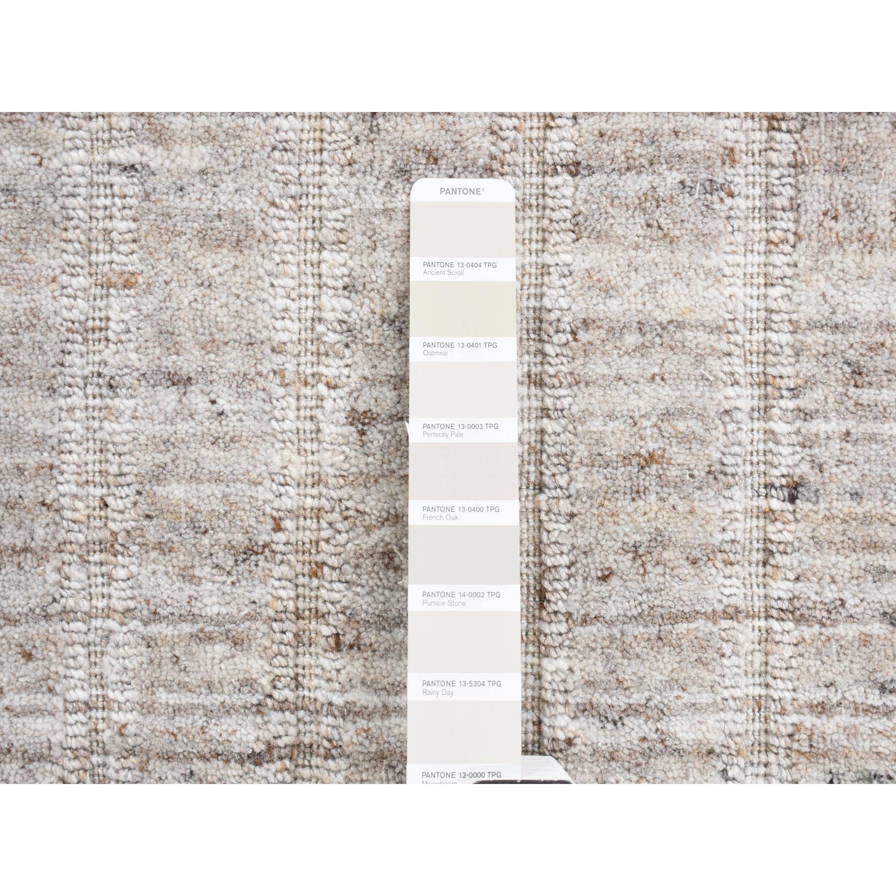 1'5"x1'6" Goose Gray, 100% Wool, Hand Loomed, Thick and Soft, Modern Design, Oriental Rug Sh87941