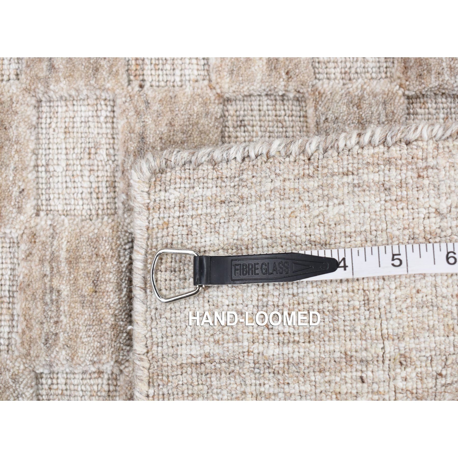 1'6"x1'6" Timberwolf Gray, 100% Textured Wool, Hand Loomed, Thick and Soft, Modern Checkerboard Design, Cut and Loop, Sample Oriental Rug Sh87944