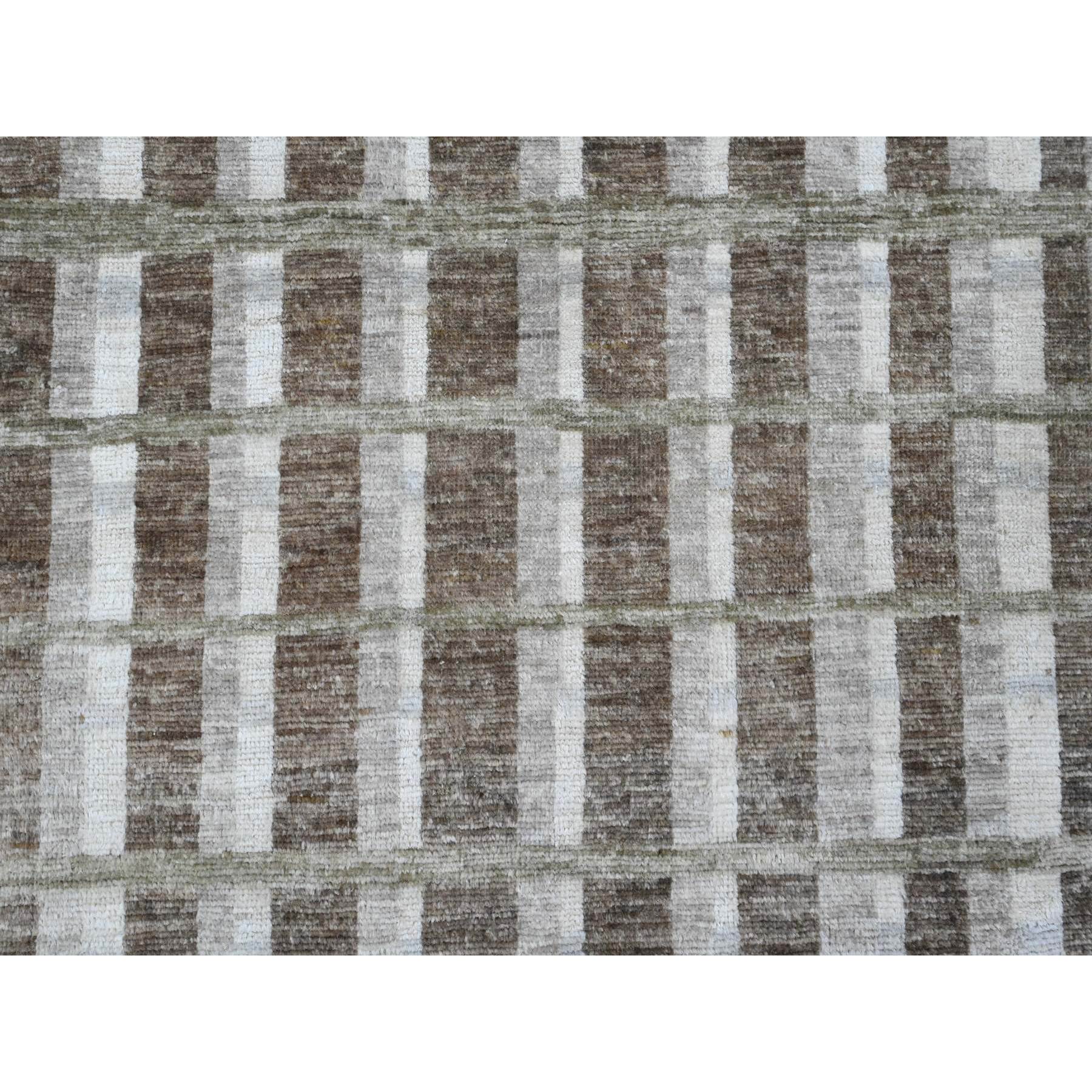 8'x9'9" Dark Vanilla Brown, Bauhaus Inspired Criss Cross Line Design, Hand Knotted, Soft and Velvety Wool, Oriental Rug Sh89773