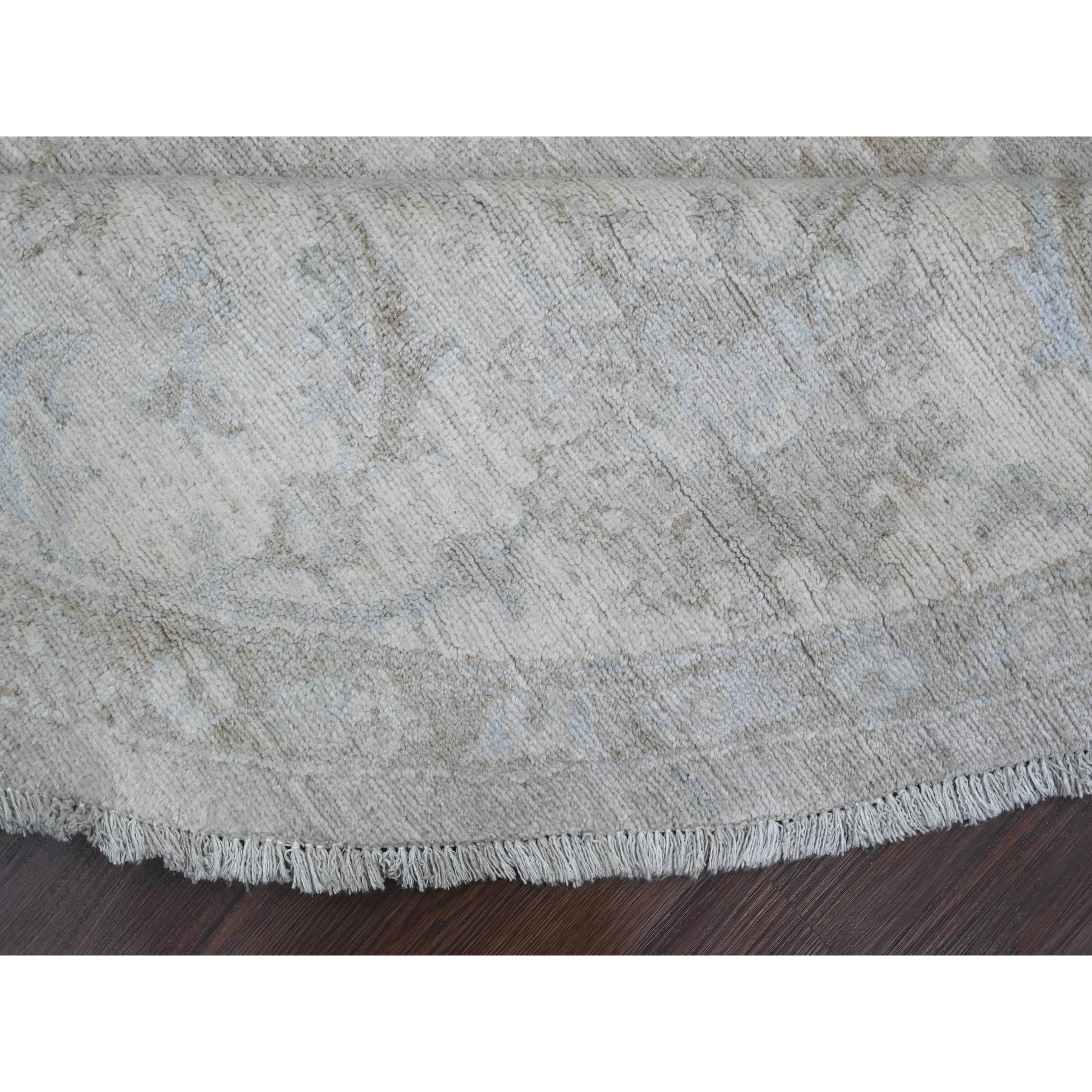 8'x8' Misty Gray, Washed Out Ziegler Mahal Revival with All Over Pattern, Hand Knotted, 100% Wool, Round, Oriental Rug Sh89795